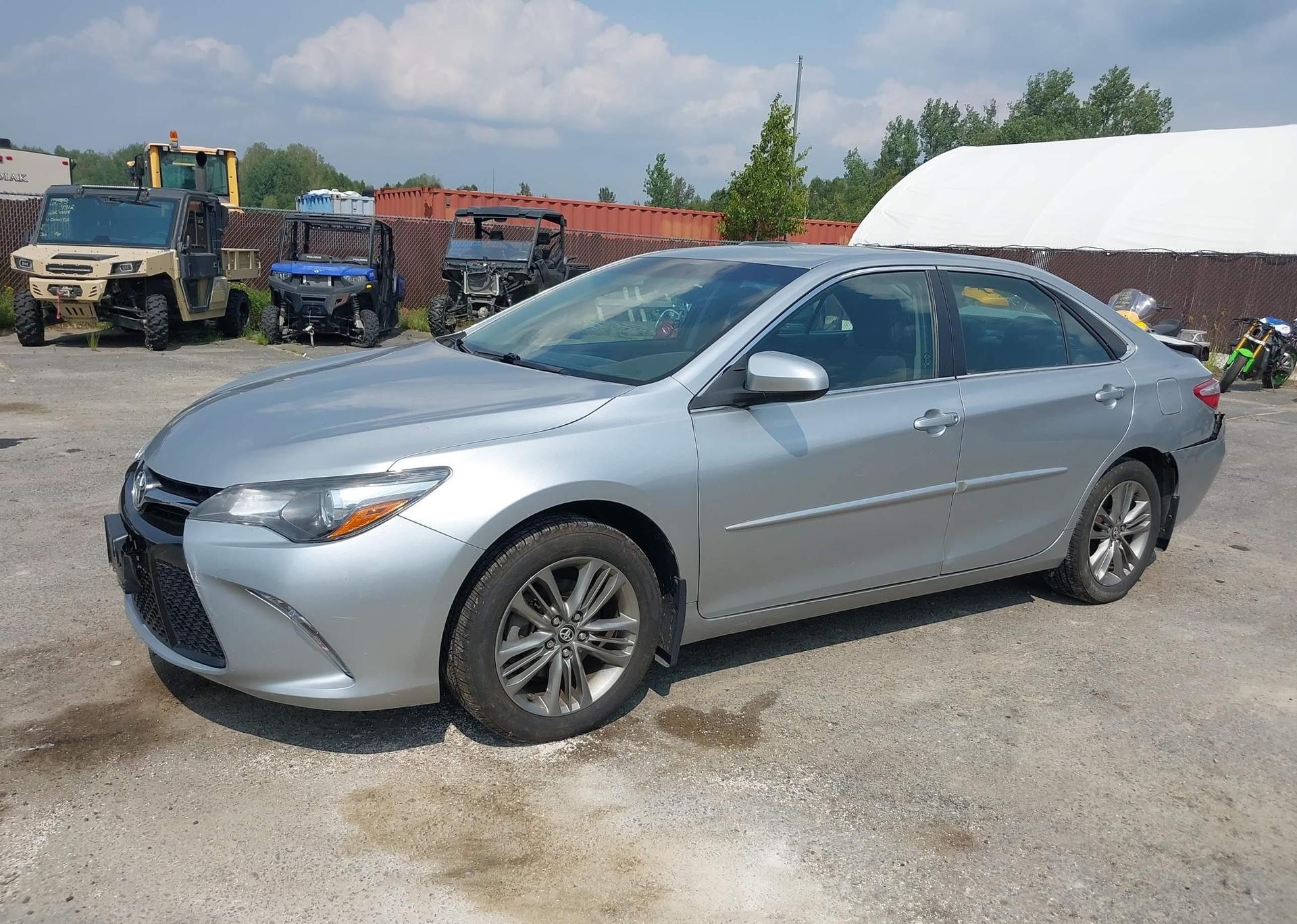 2017 TOYOTA CAMRY SE