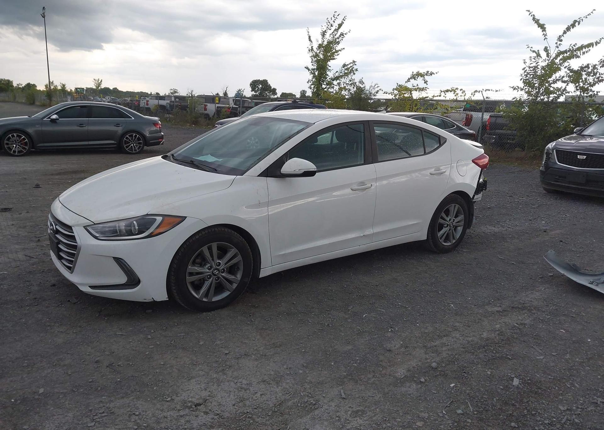 2017 HYUNDAI ELANTRA SE