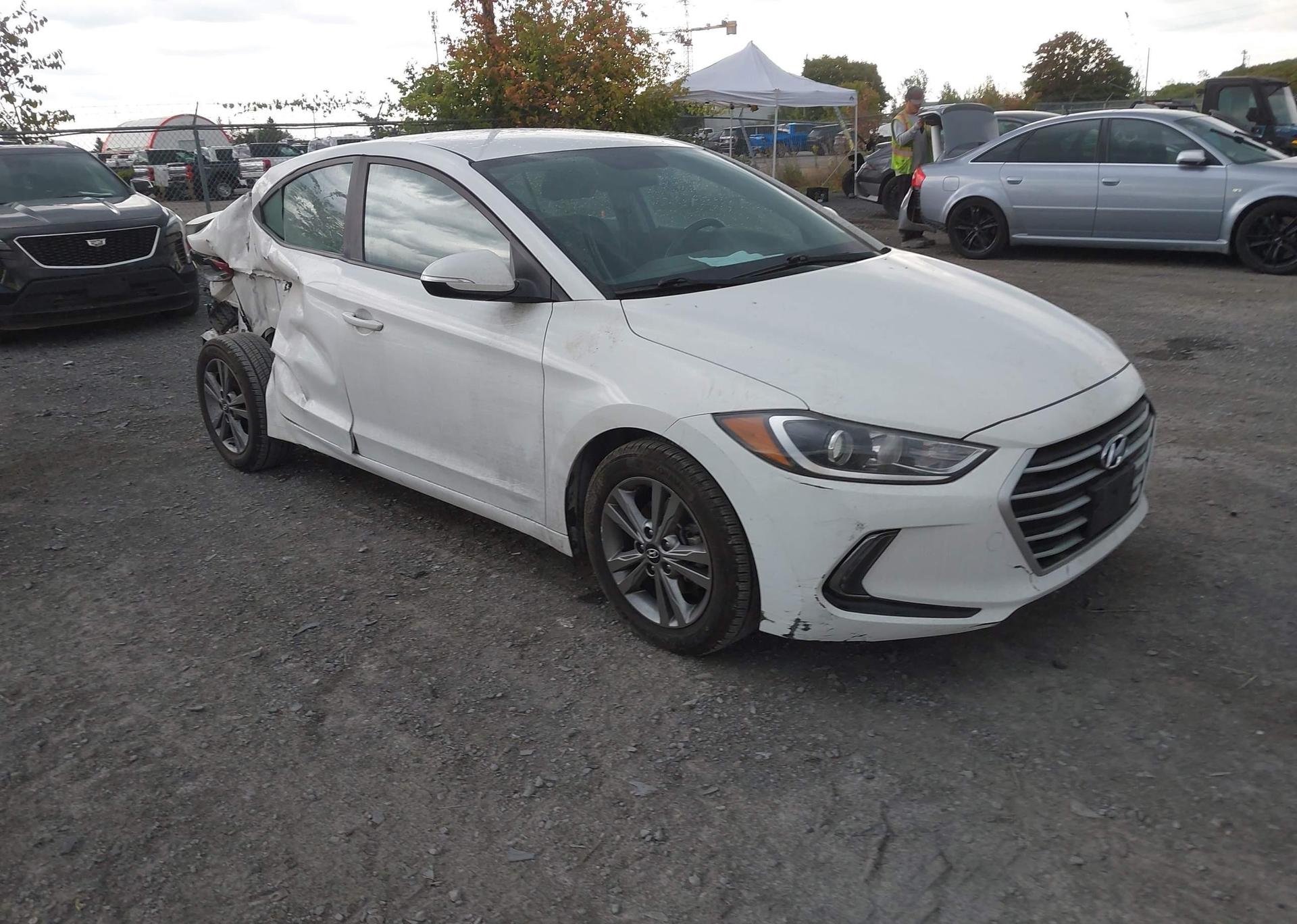 2017 HYUNDAI ELANTRA SE