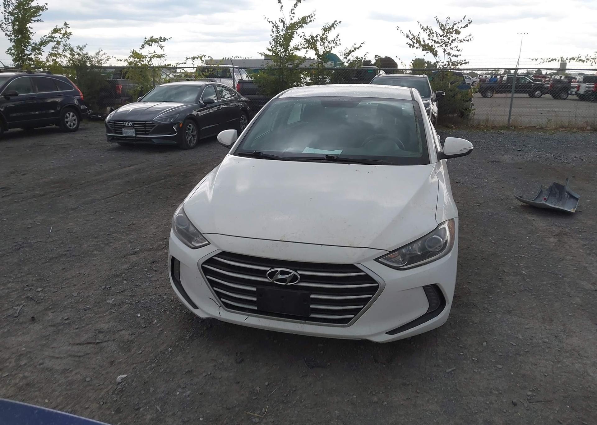 2017 HYUNDAI ELANTRA SE
