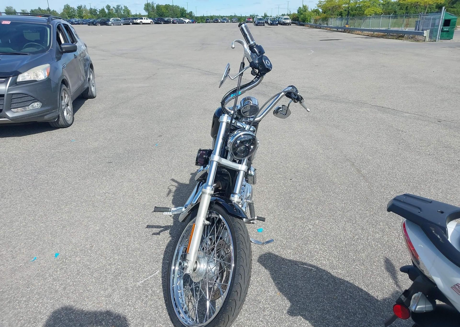 2015 HARLEY-DAVIDSON XL1200 V