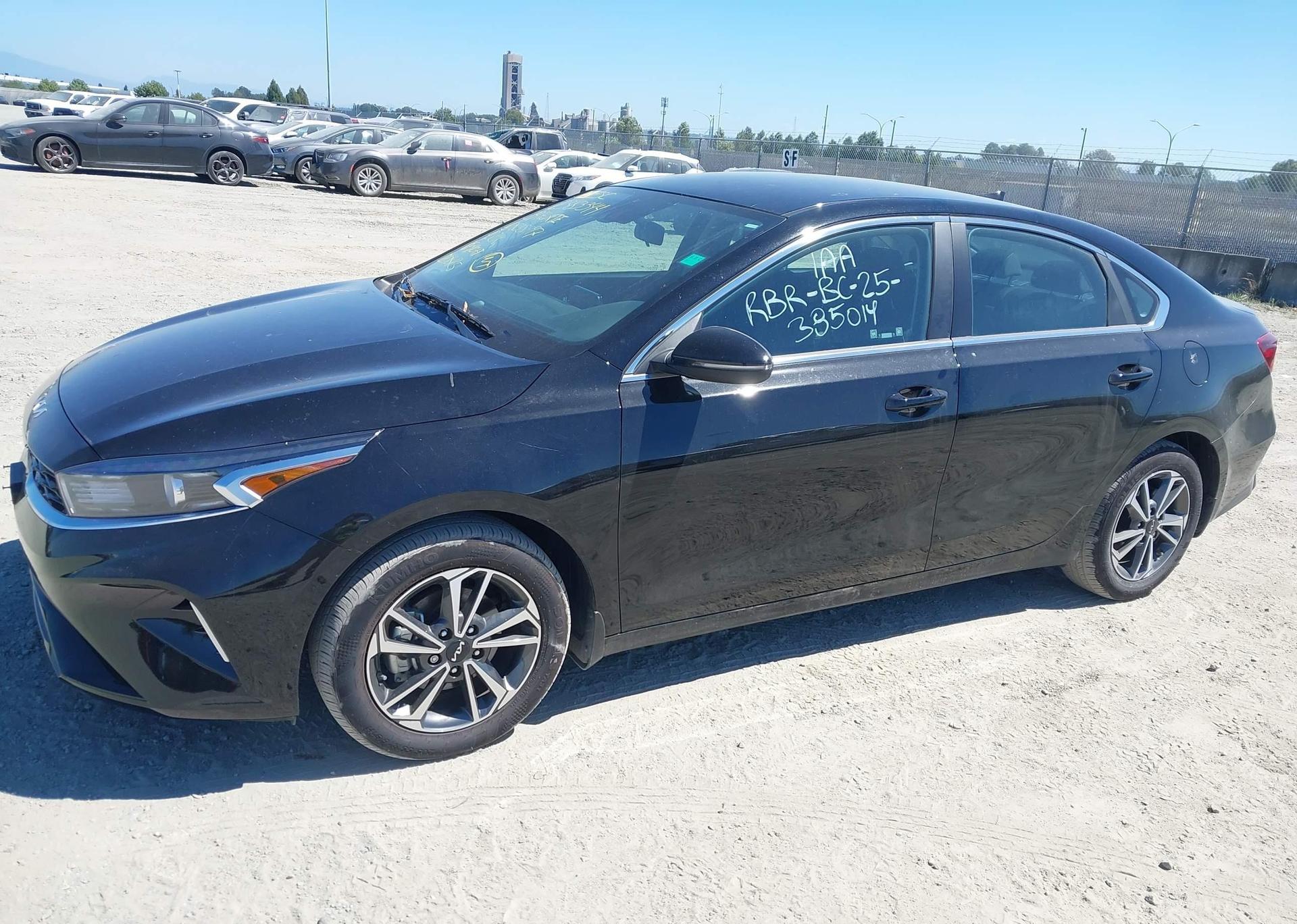 2024 KIA FORTE EX