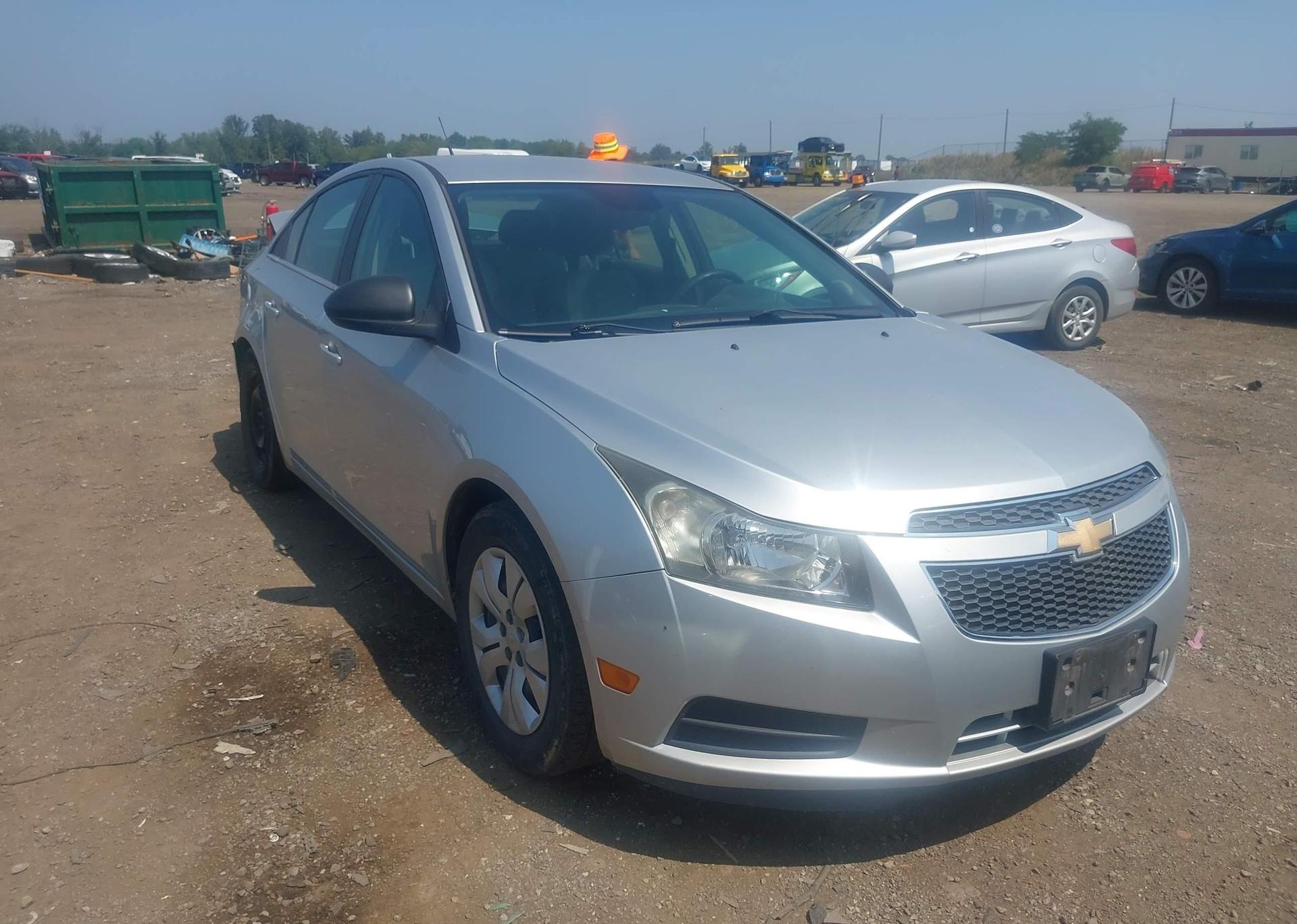 2012 CHEVROLET CRUZE LS