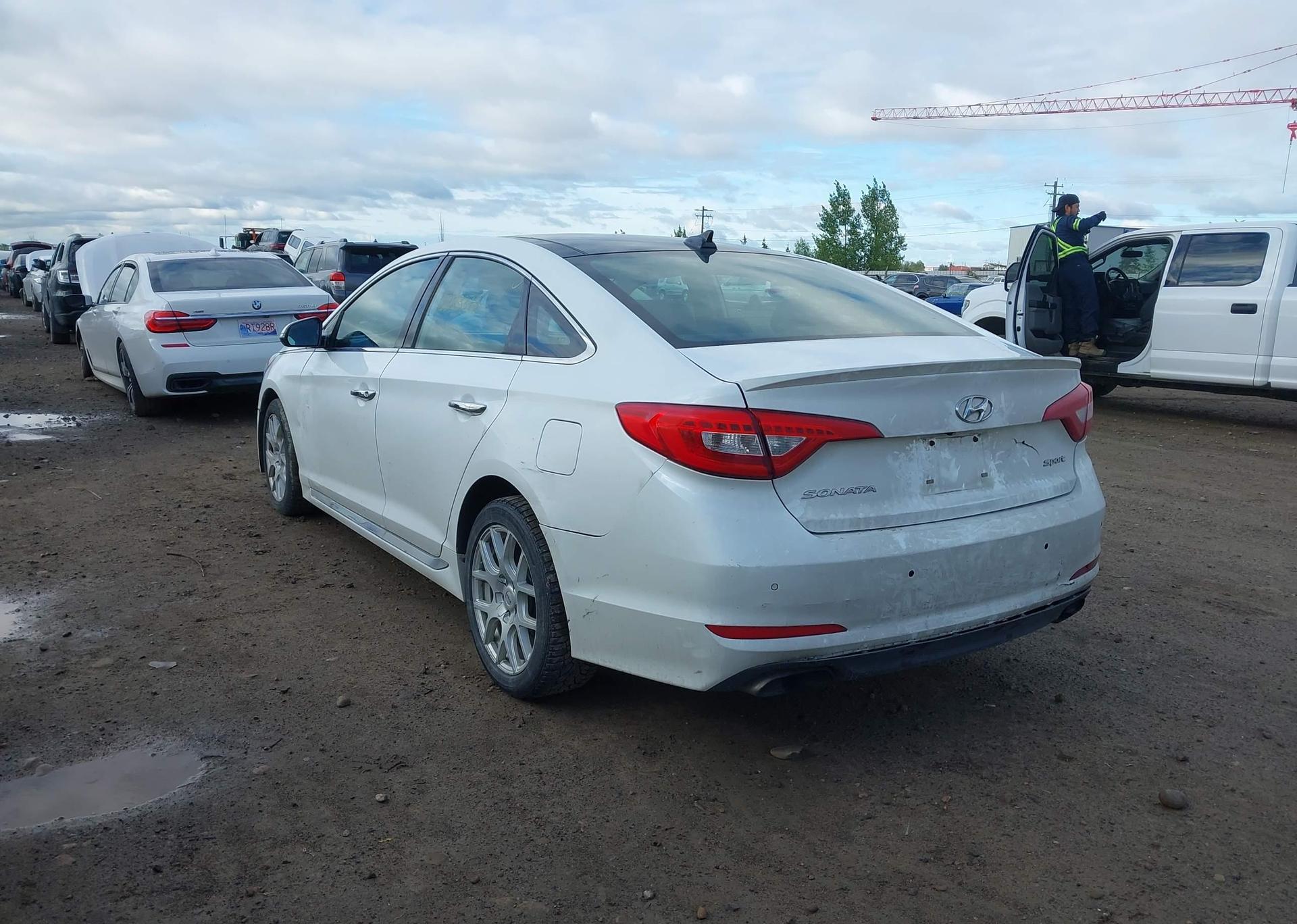 2015 HYUNDAI SONATA SPORT