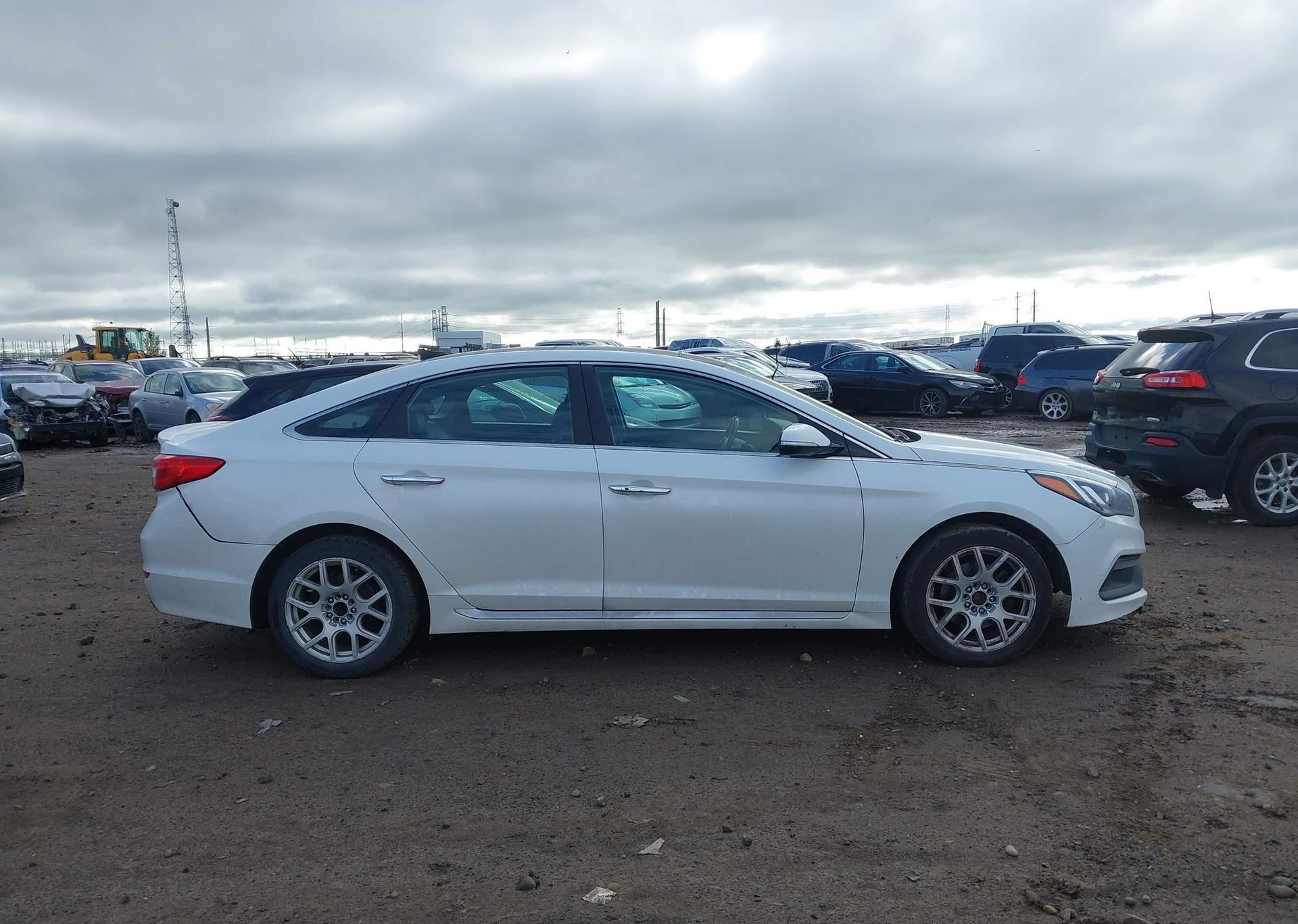 2015 HYUNDAI SONATA SPORT