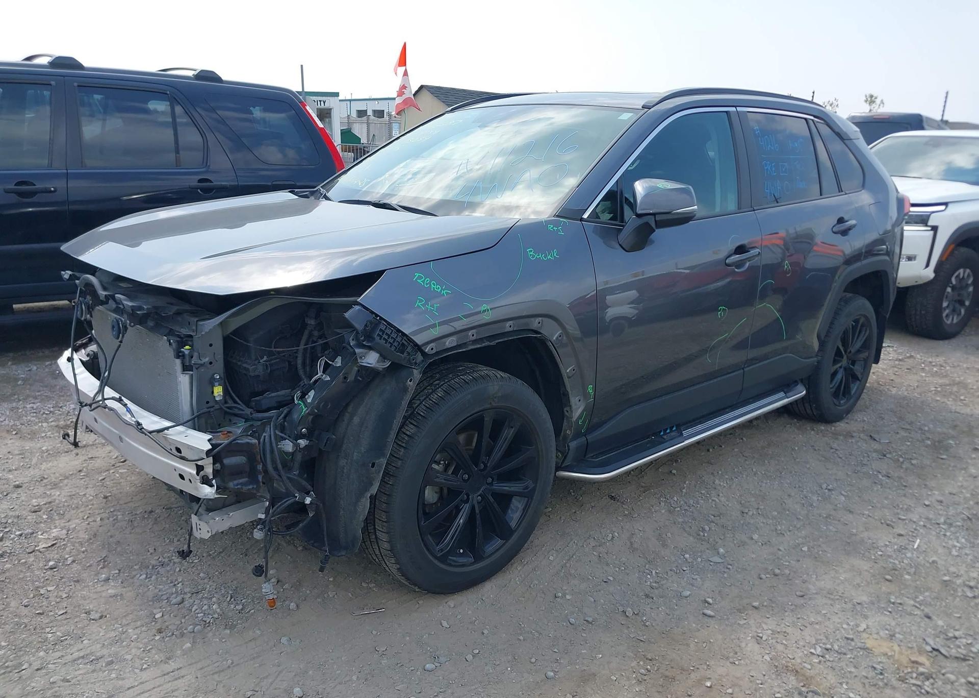 2021 TOYOTA RAV4 XLE