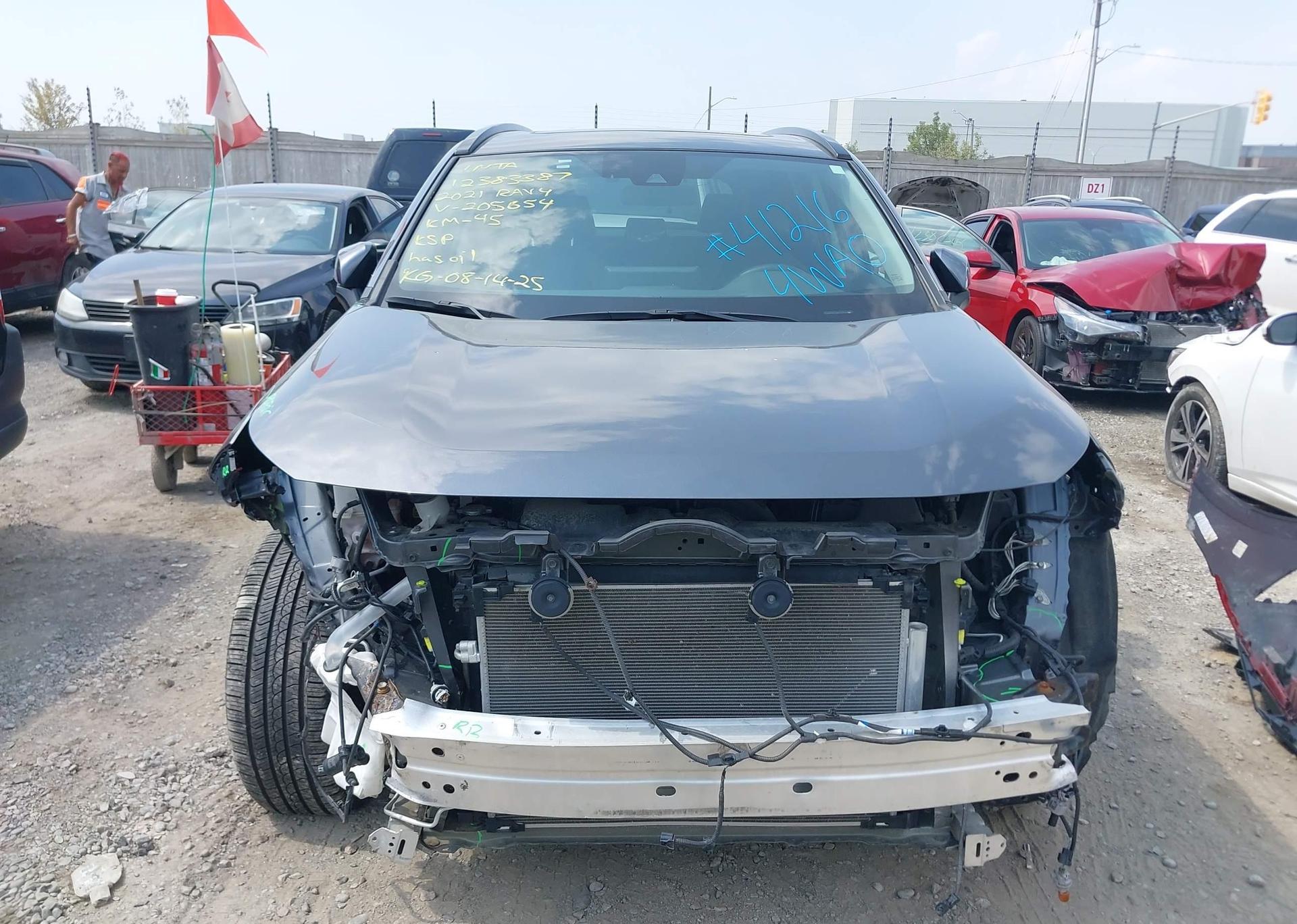 2021 TOYOTA RAV4 XLE