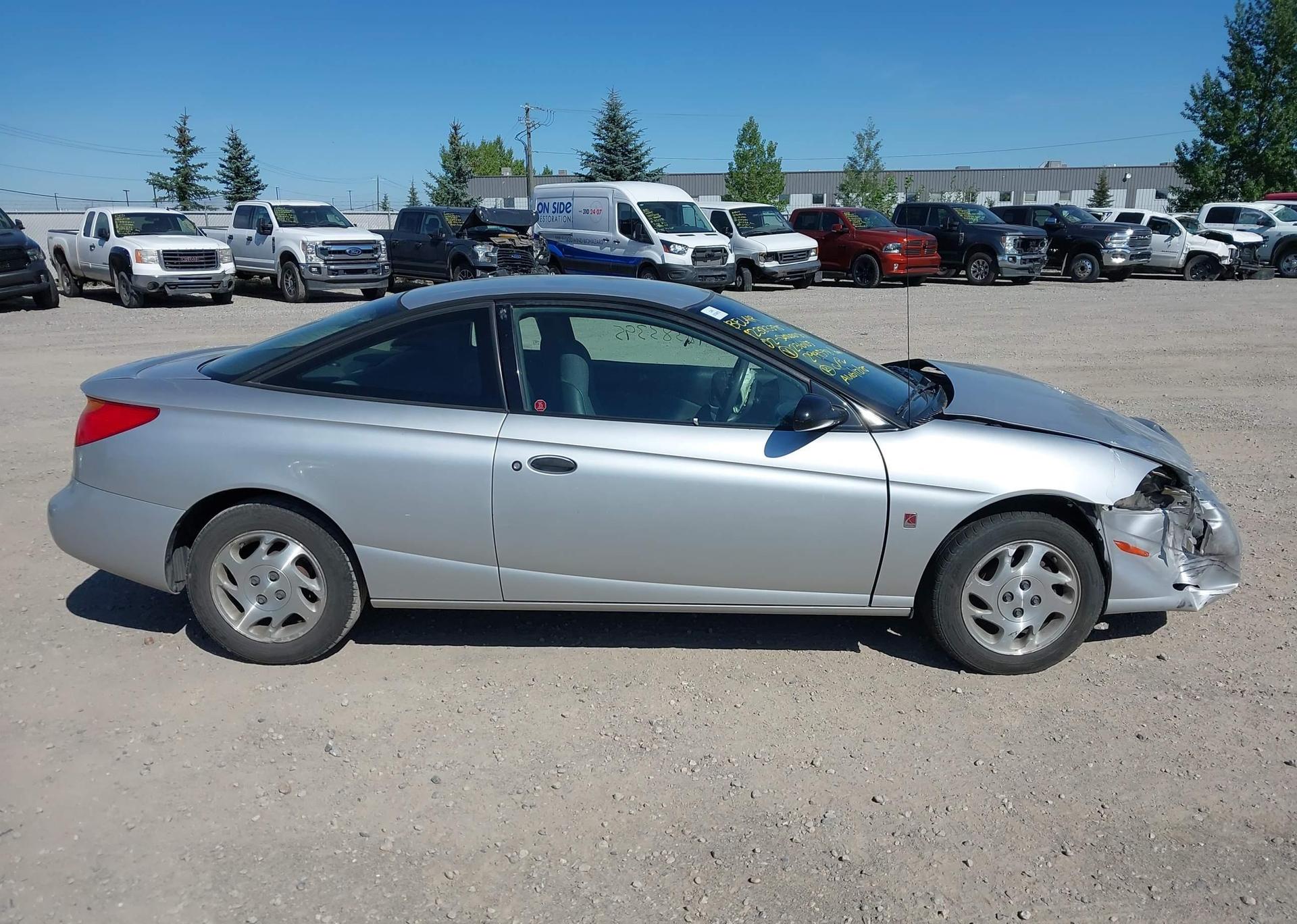 2002 SATURN SC1