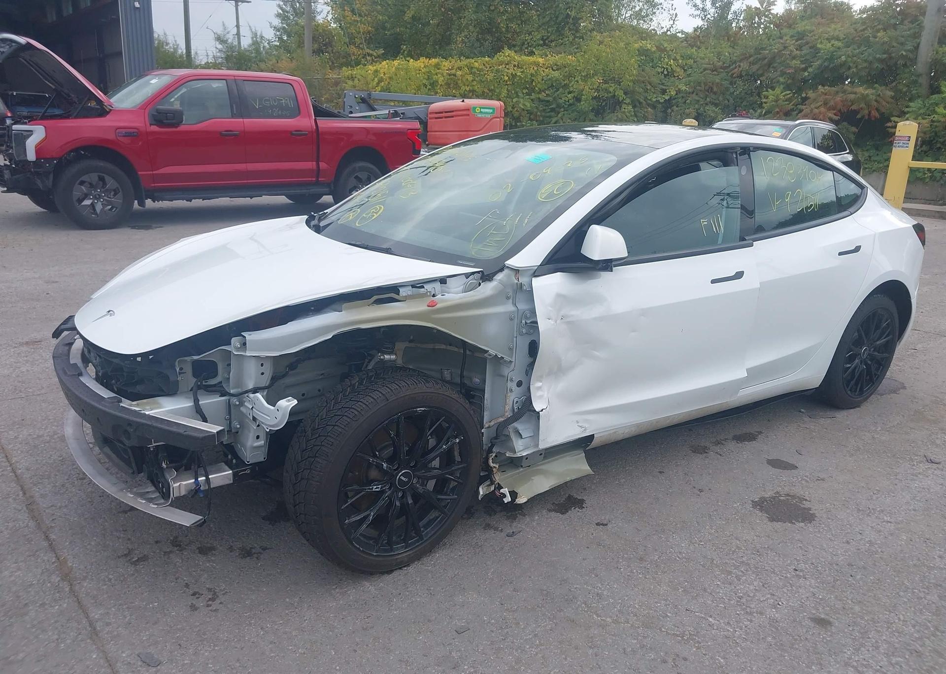 2023 TESLA MODEL 3