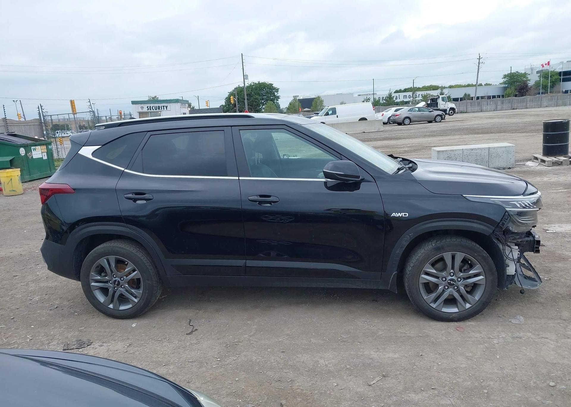 2022 KIA SELTOS EX