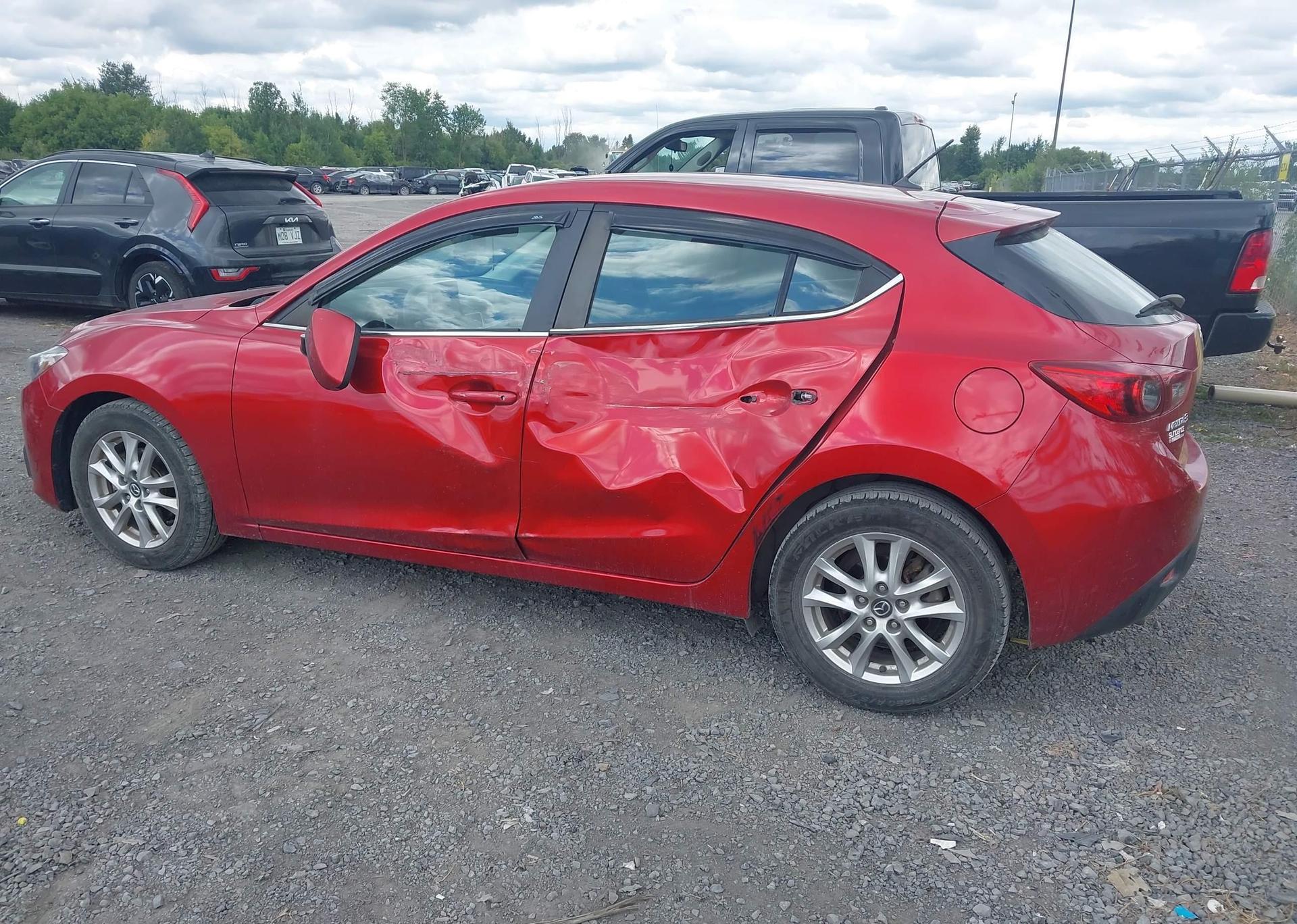 2015 MAZDA 3 TOURING
