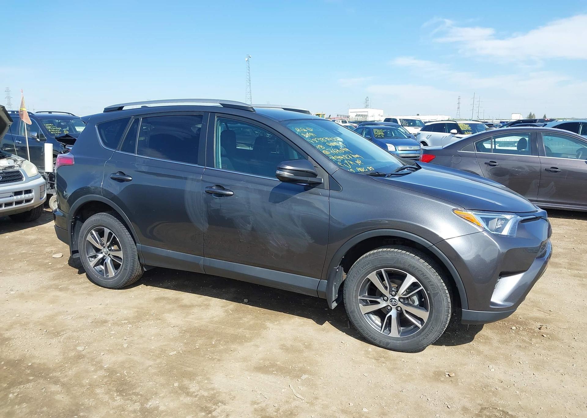 2018 TOYOTA RAV4 LE