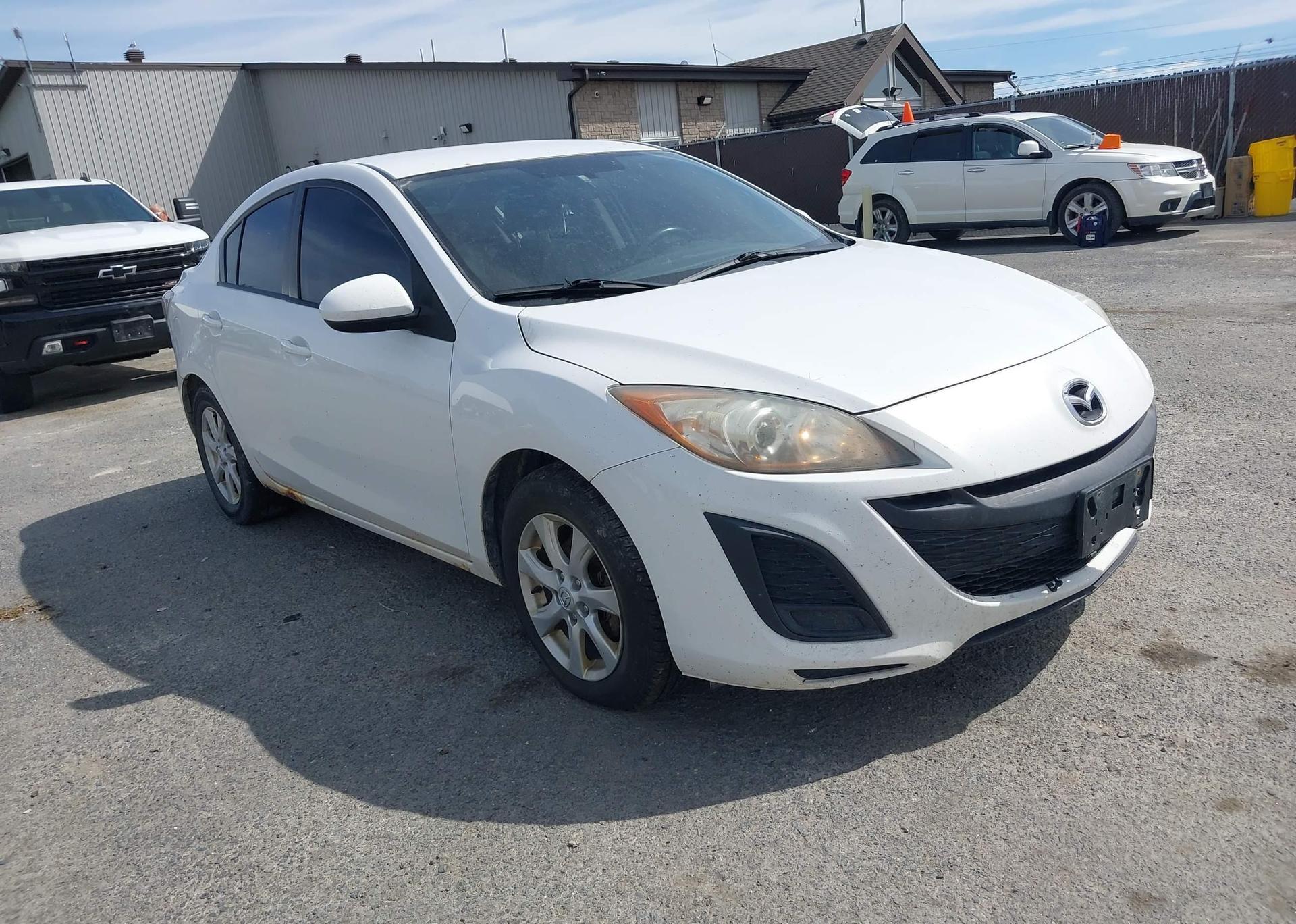 2011 MAZDA 3 I