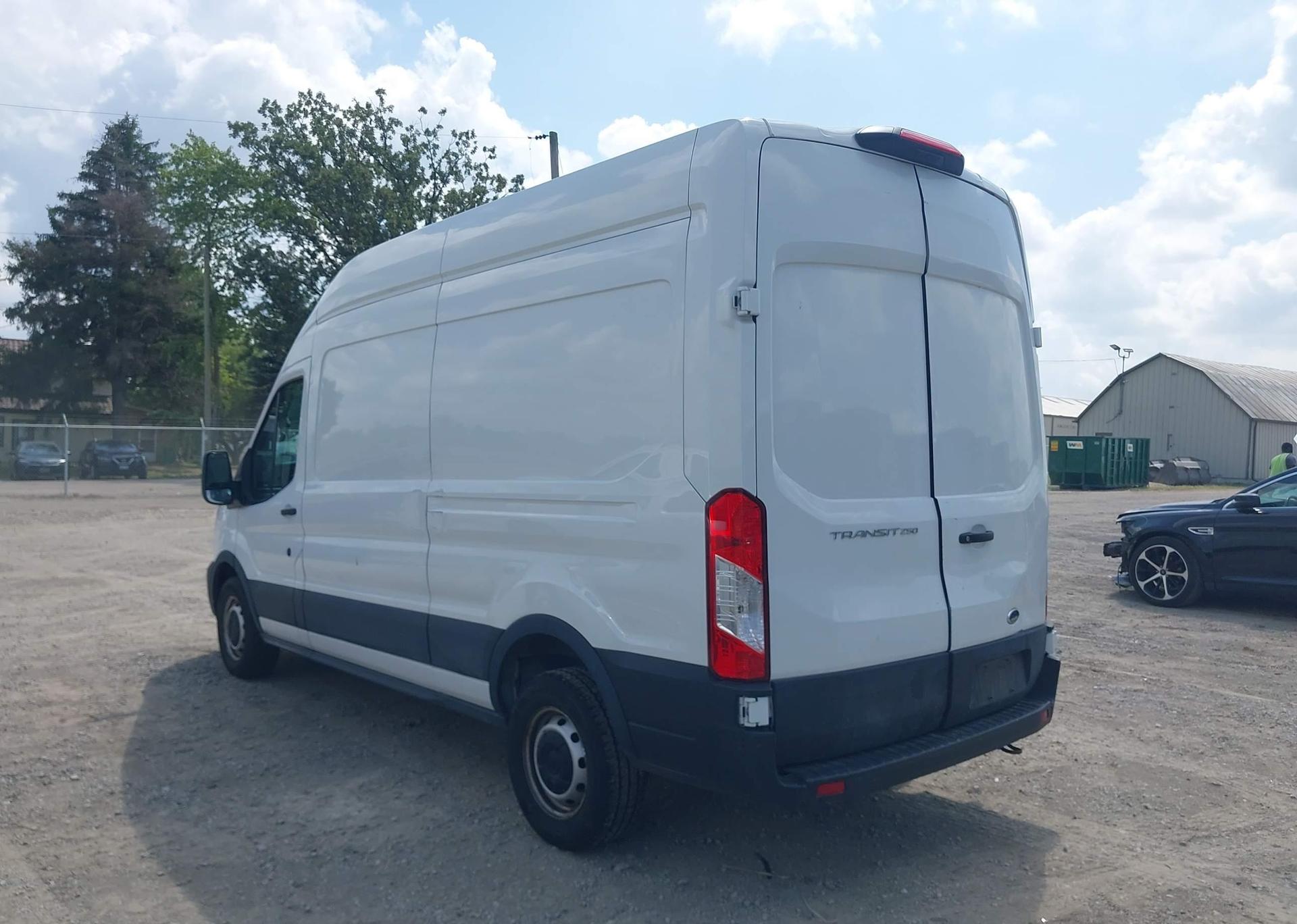 2022 FORD transit t-250