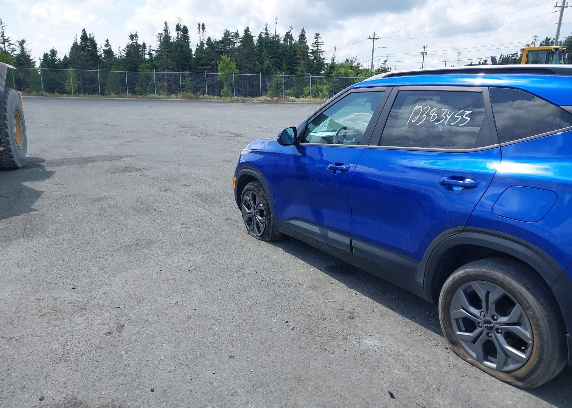 2024 KIA SELTOS LX