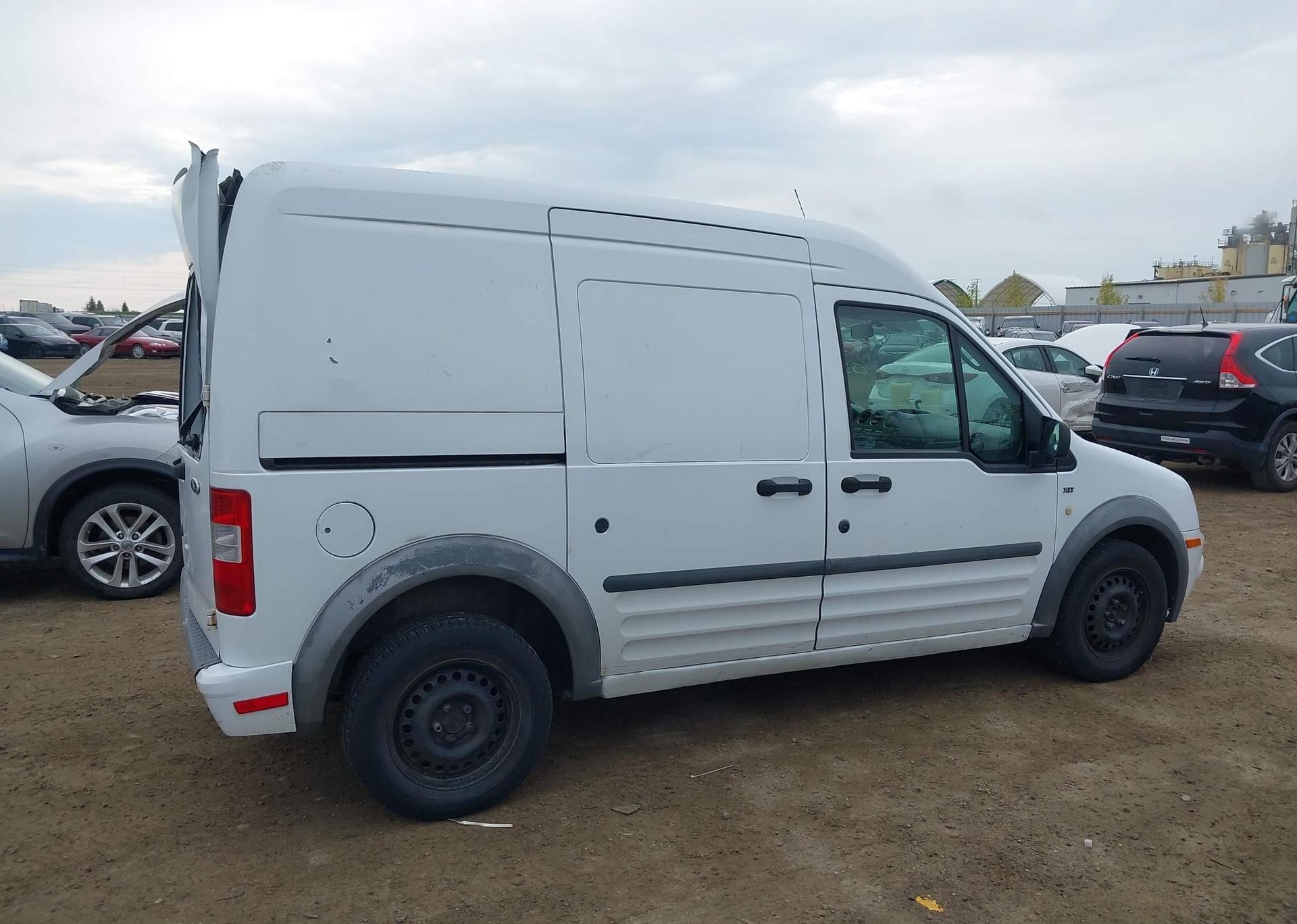 2010 FORD TRANSIT CONNECT XLT