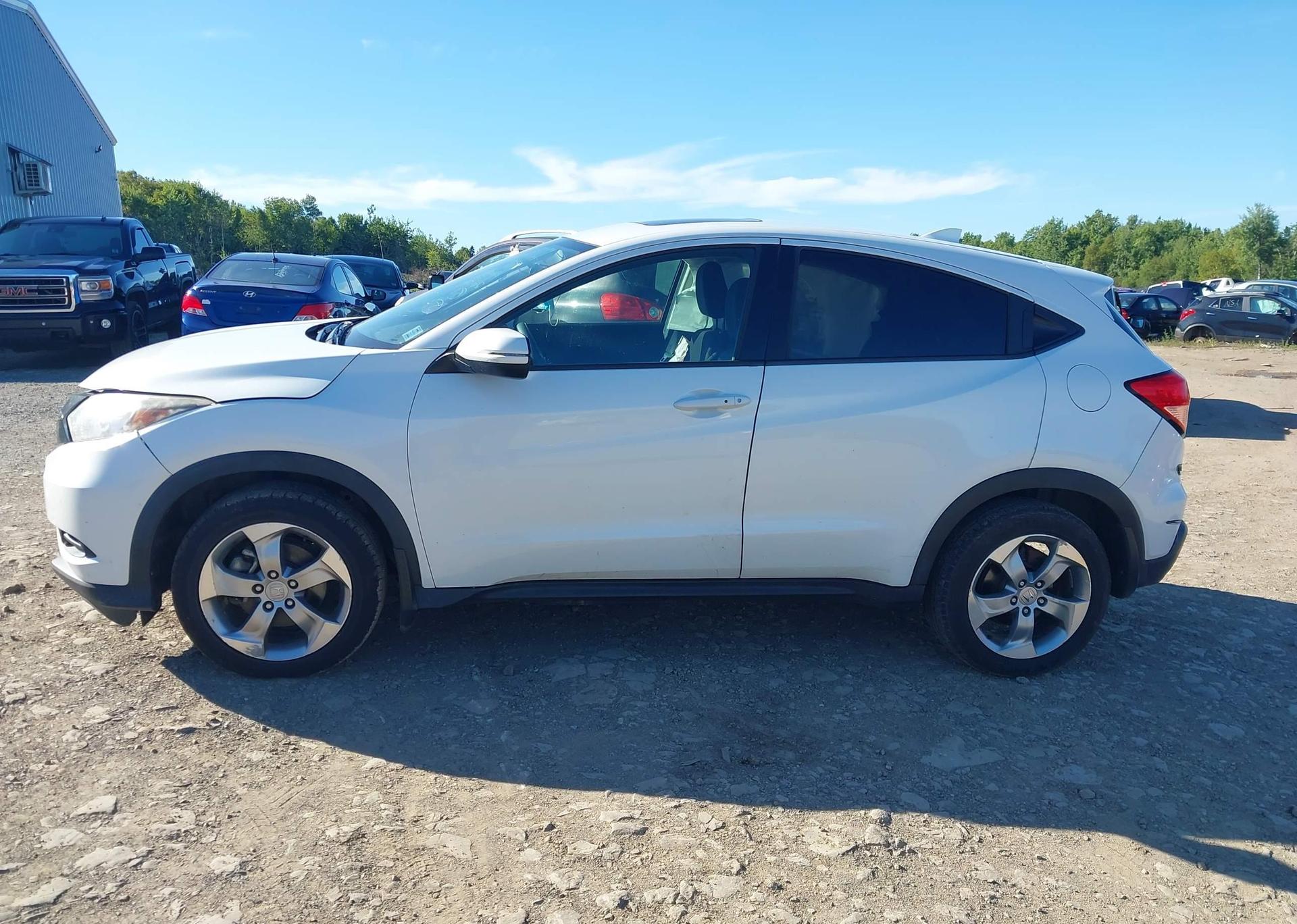 2017 HONDA HR-V EX
