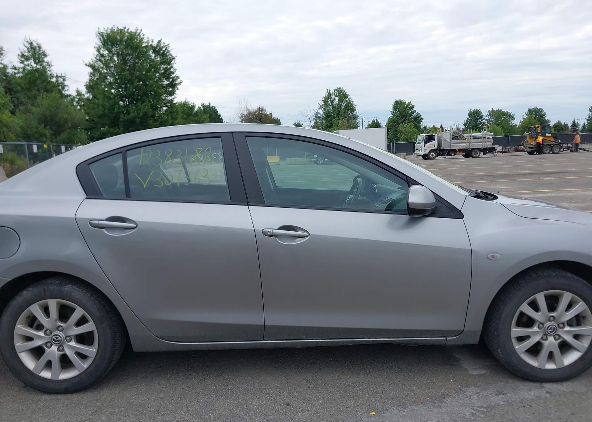 2010 MAZDA MAZDA3 GS