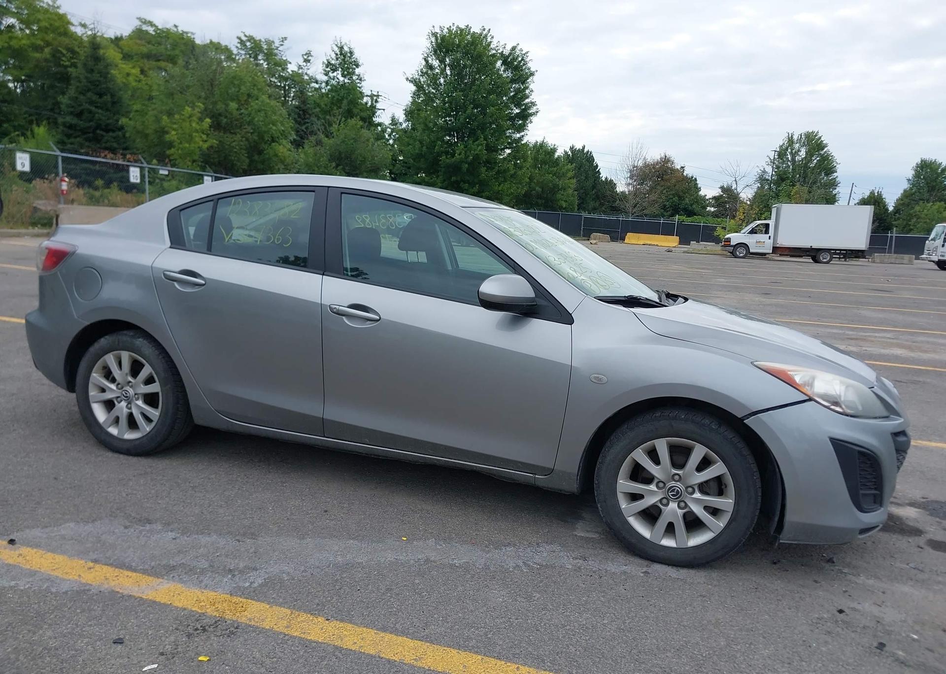 2010 MAZDA MAZDA3 GS