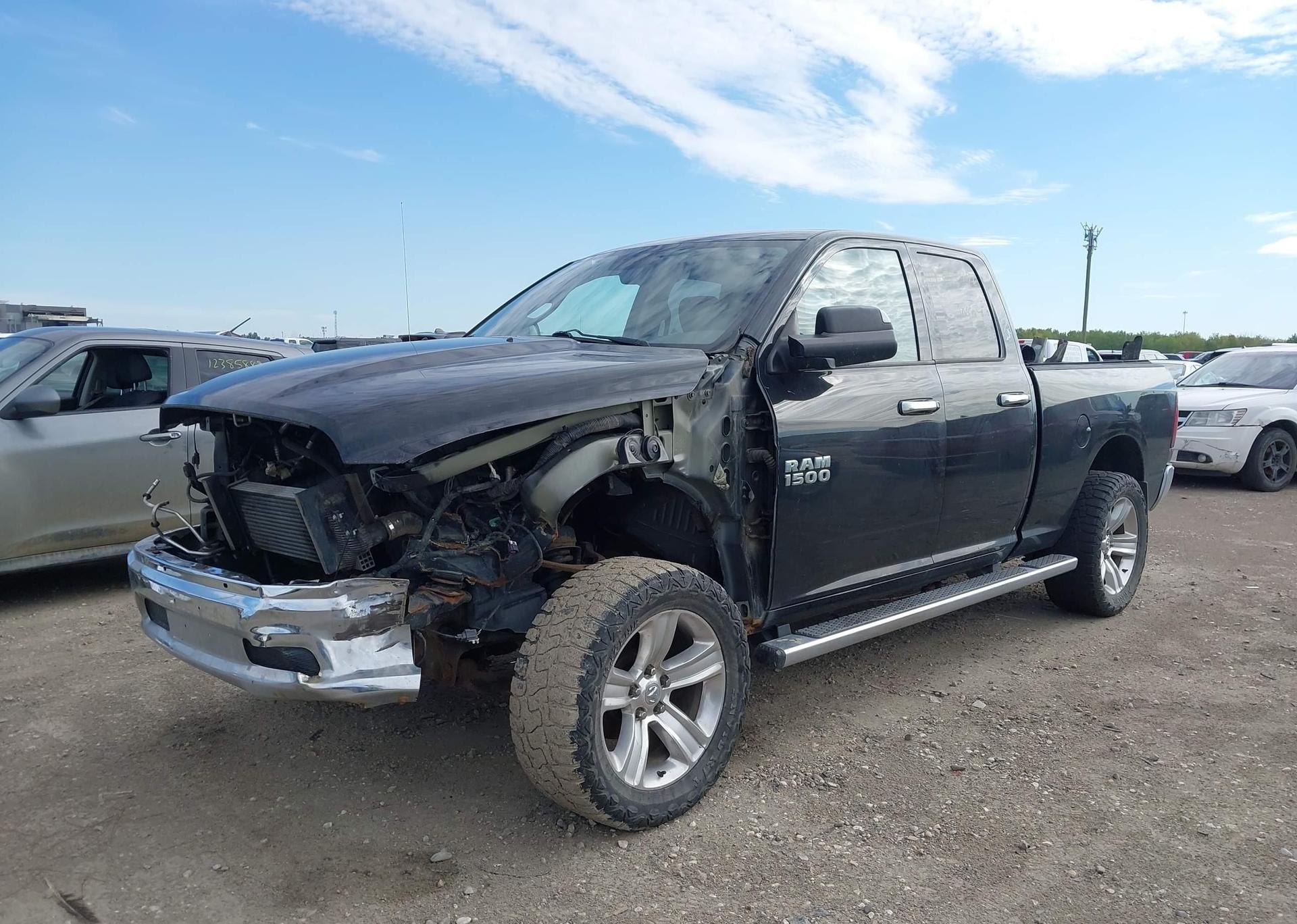 2015 RAM 1500 SLT