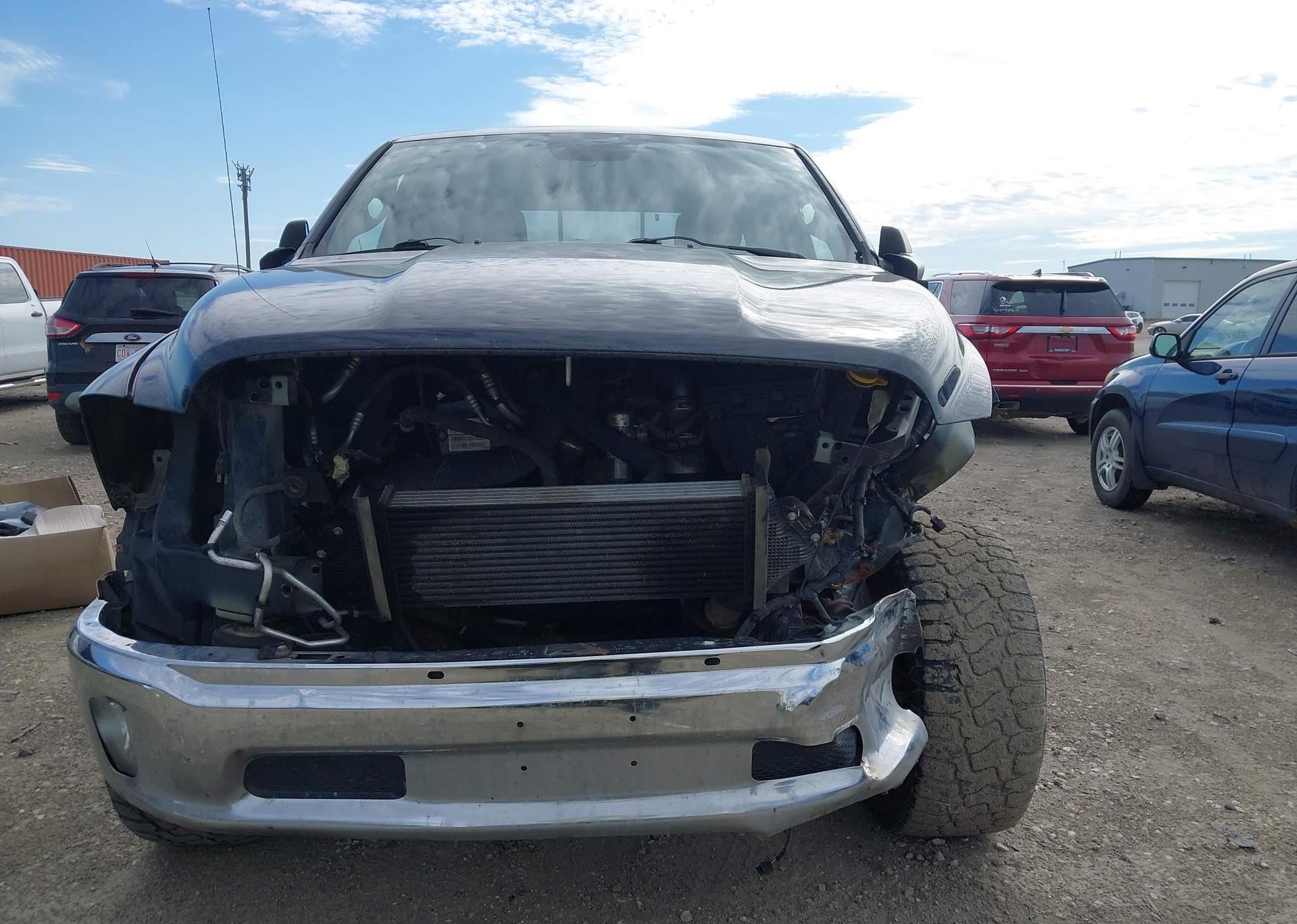 2015 RAM 1500 SLT