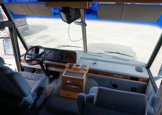 1996 CHEVROLET P30