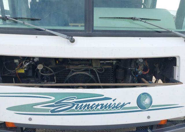 1996 CHEVROLET P30