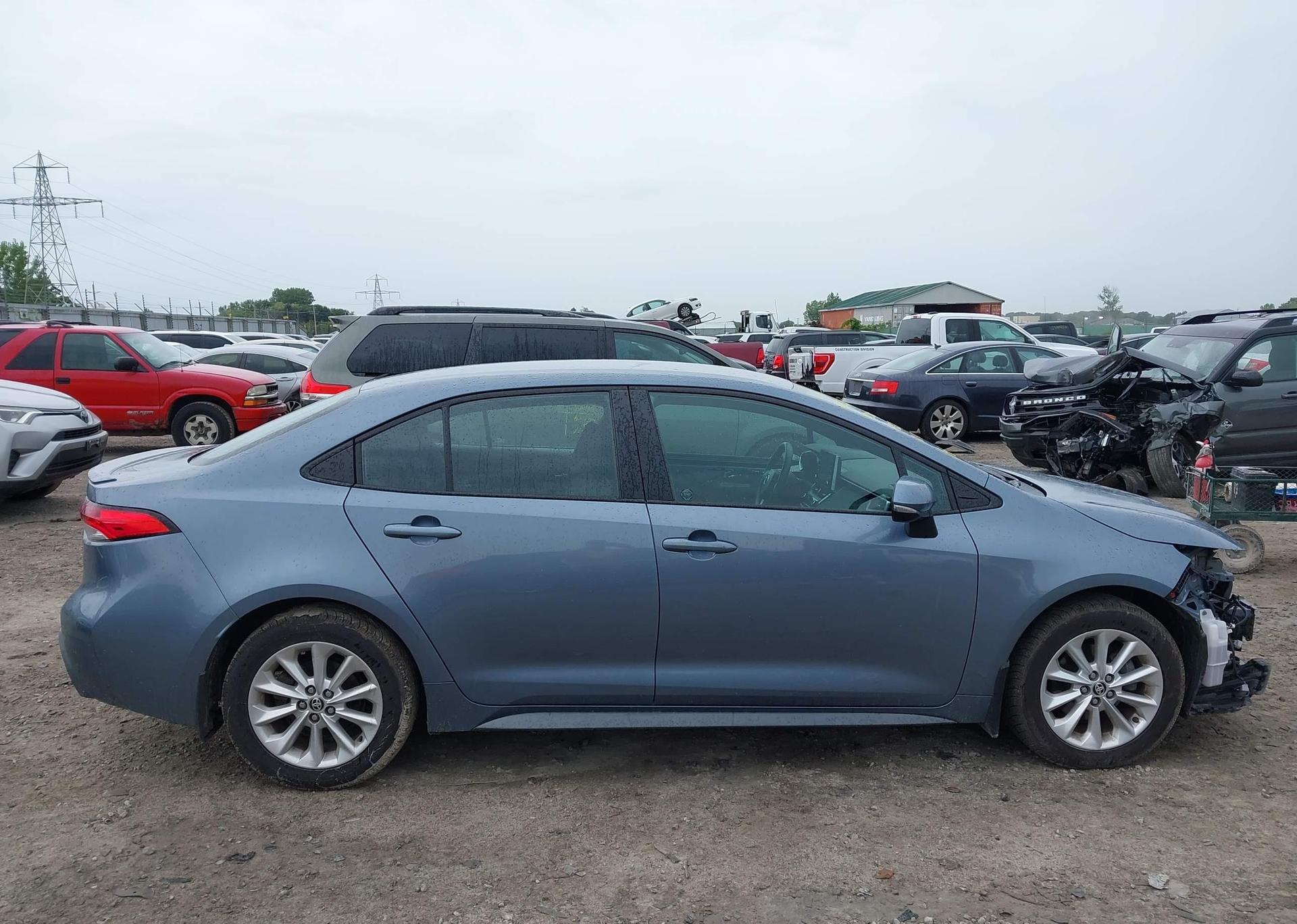 2020 TOYOTA COROLLA SE