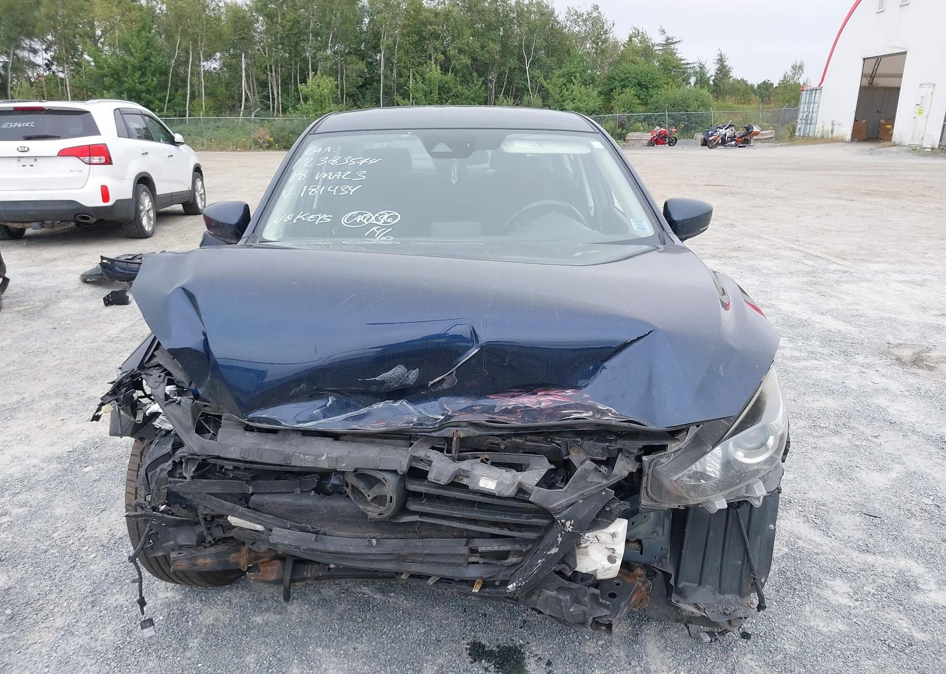 2018 MAZDA 3 GS