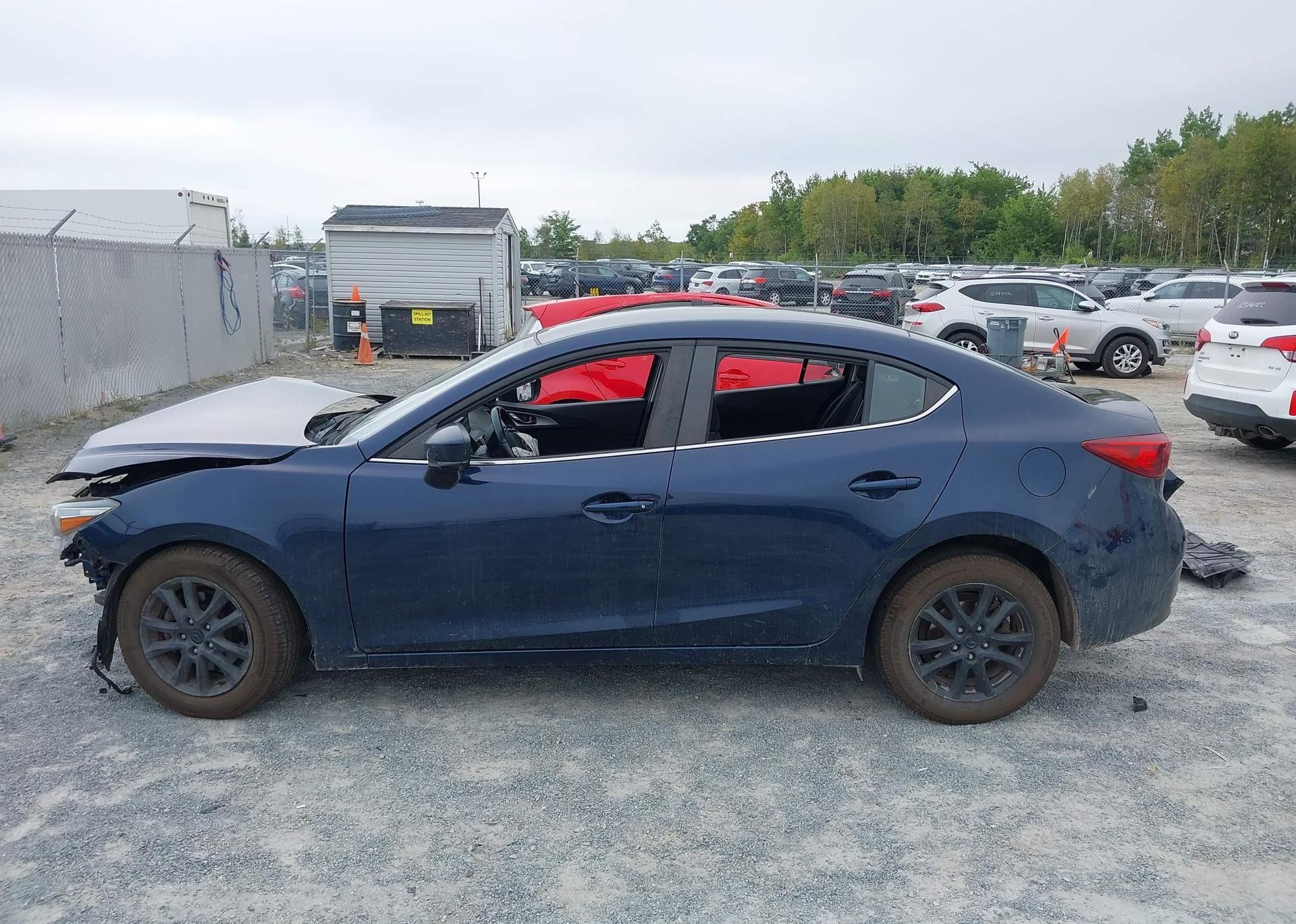 2018 MAZDA 3 GS