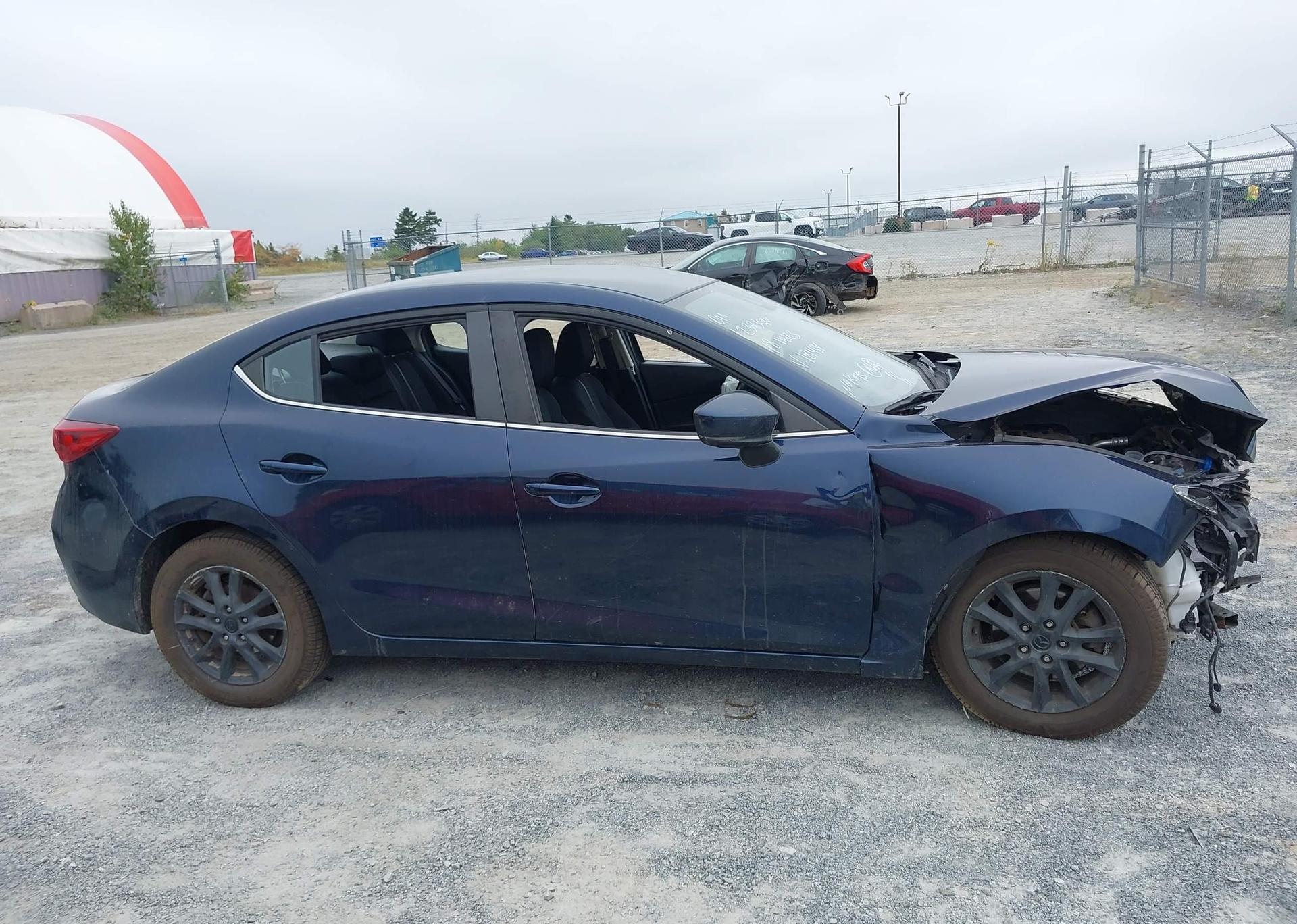 2018 MAZDA 3 GS