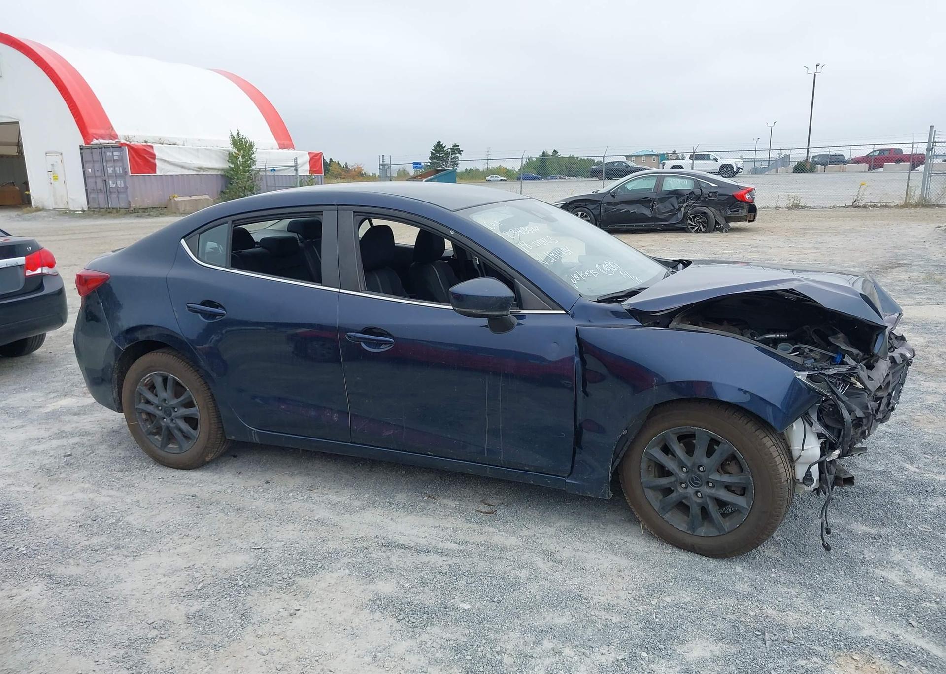2018 MAZDA 3 GS