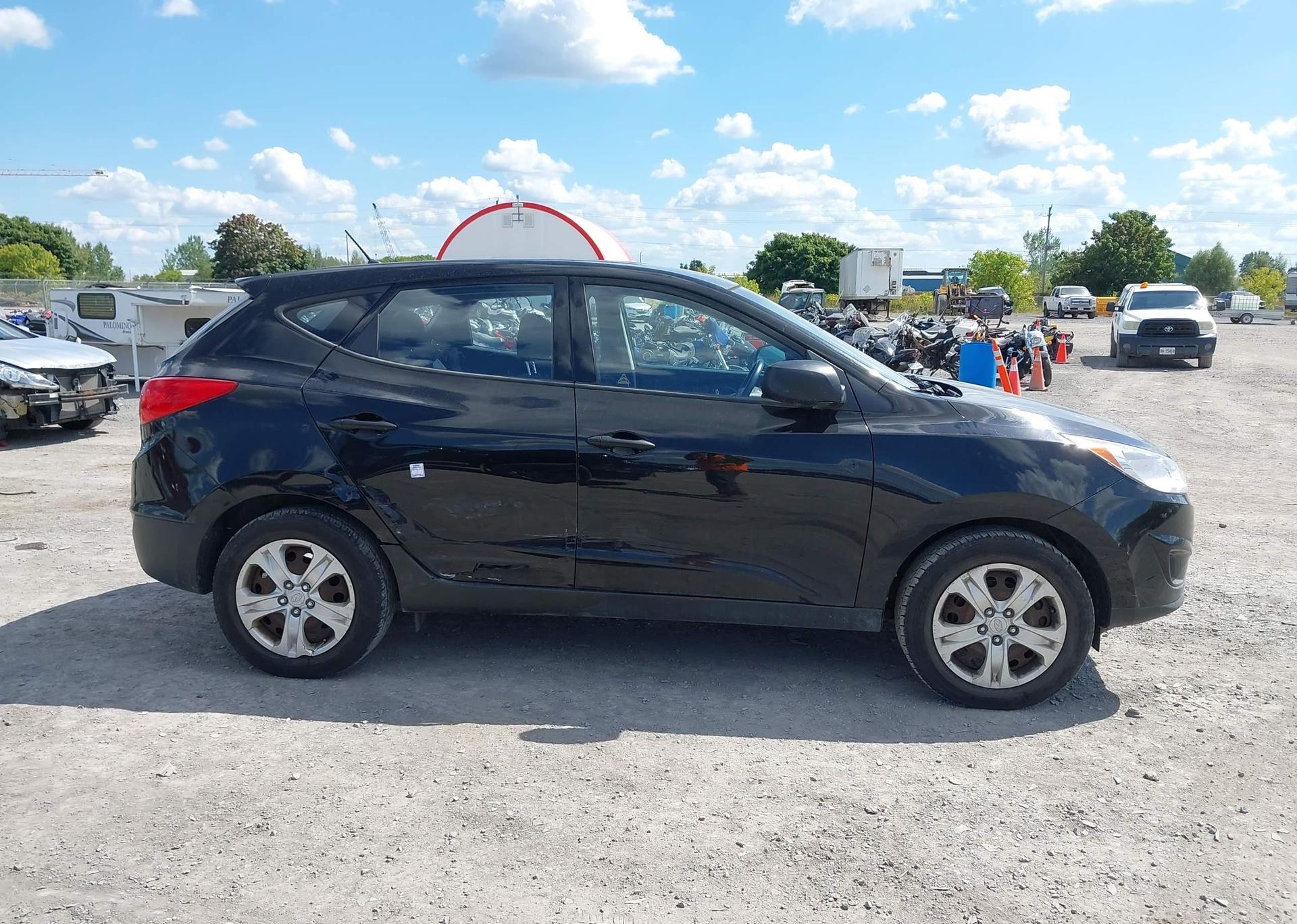 2013 HYUNDAI TUCSON GL