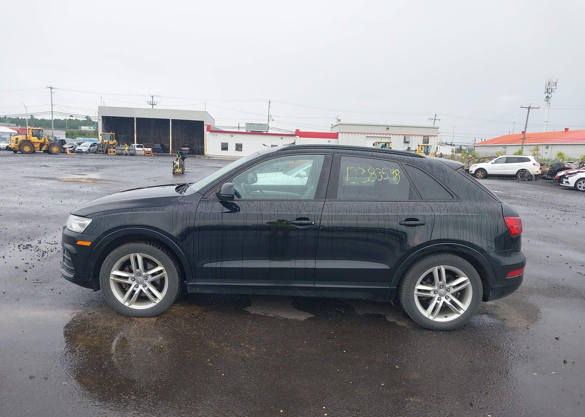 2016 AUDI Q3 4P TI