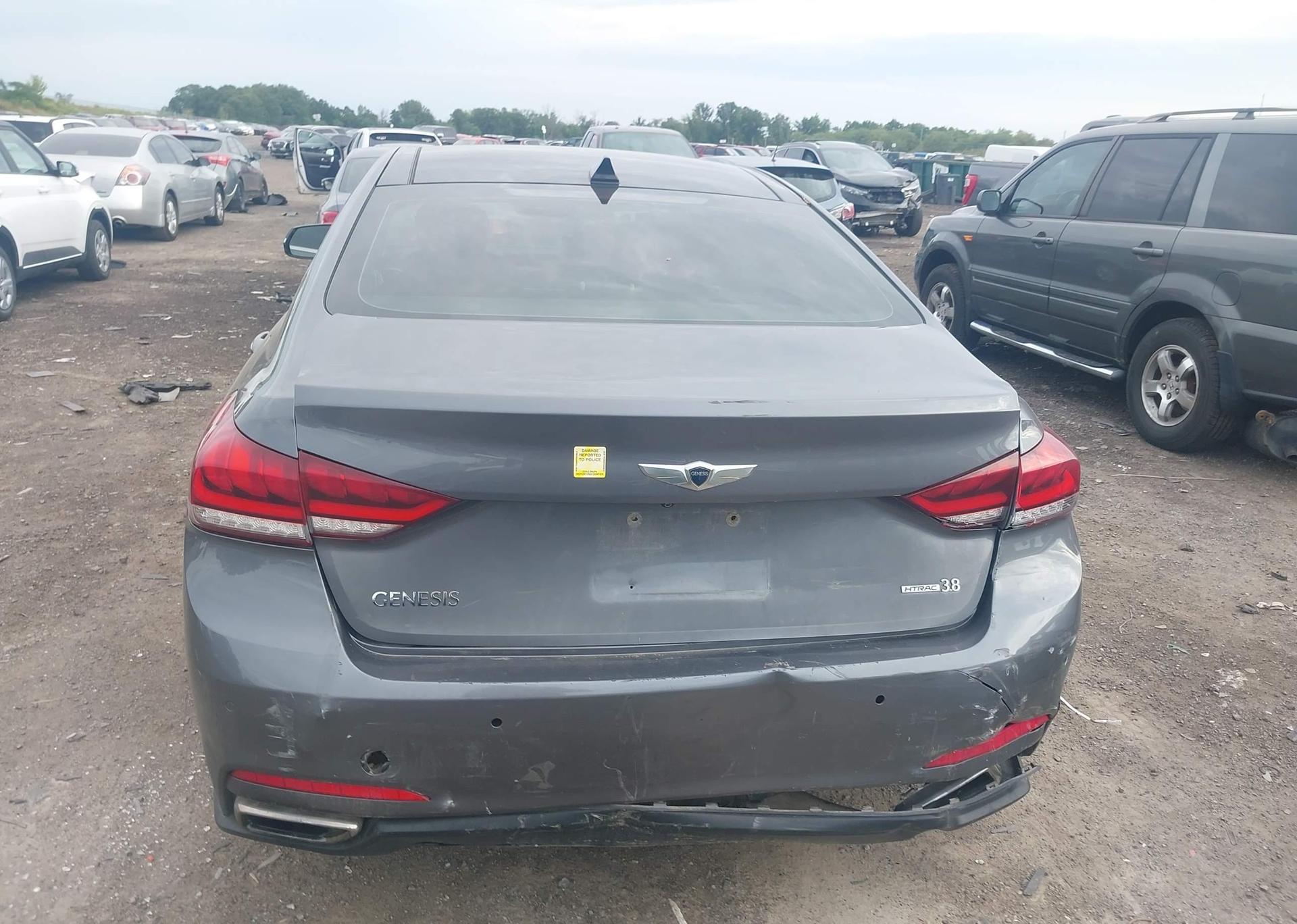 2015 HYUNDAI GENESIS 3.8 TECHNOLOGY