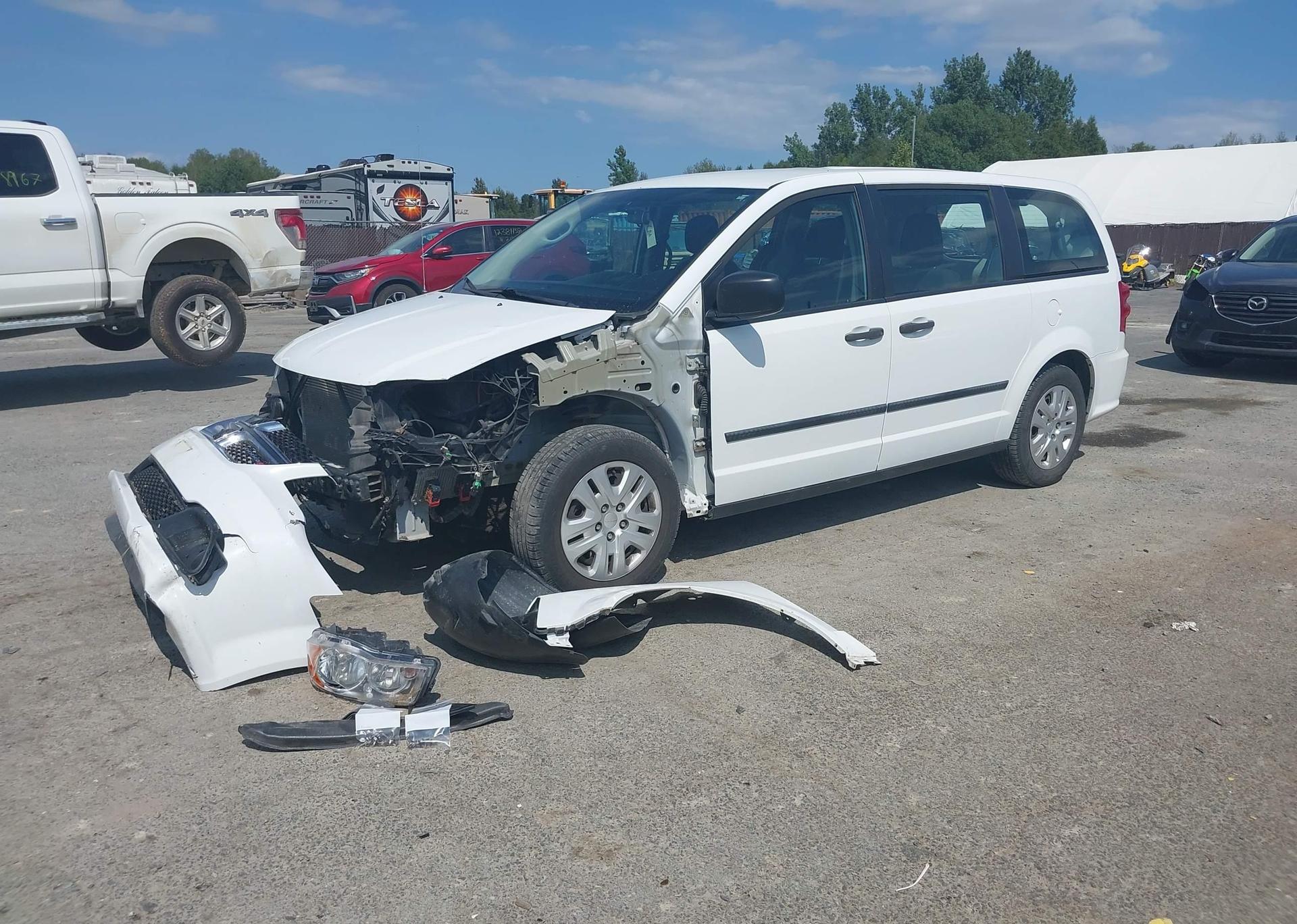 2016 DODGE GRAND CARAVAN SE