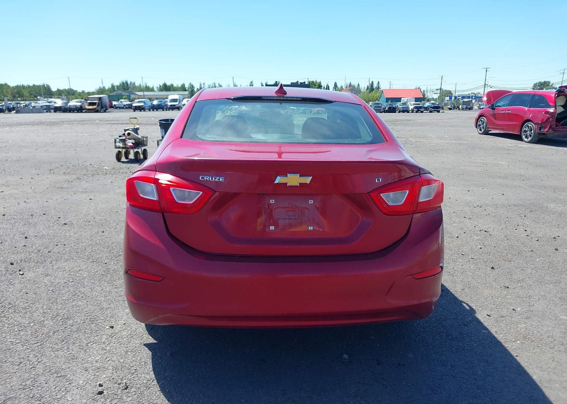 2017 CHEVROLET CRUZE LT