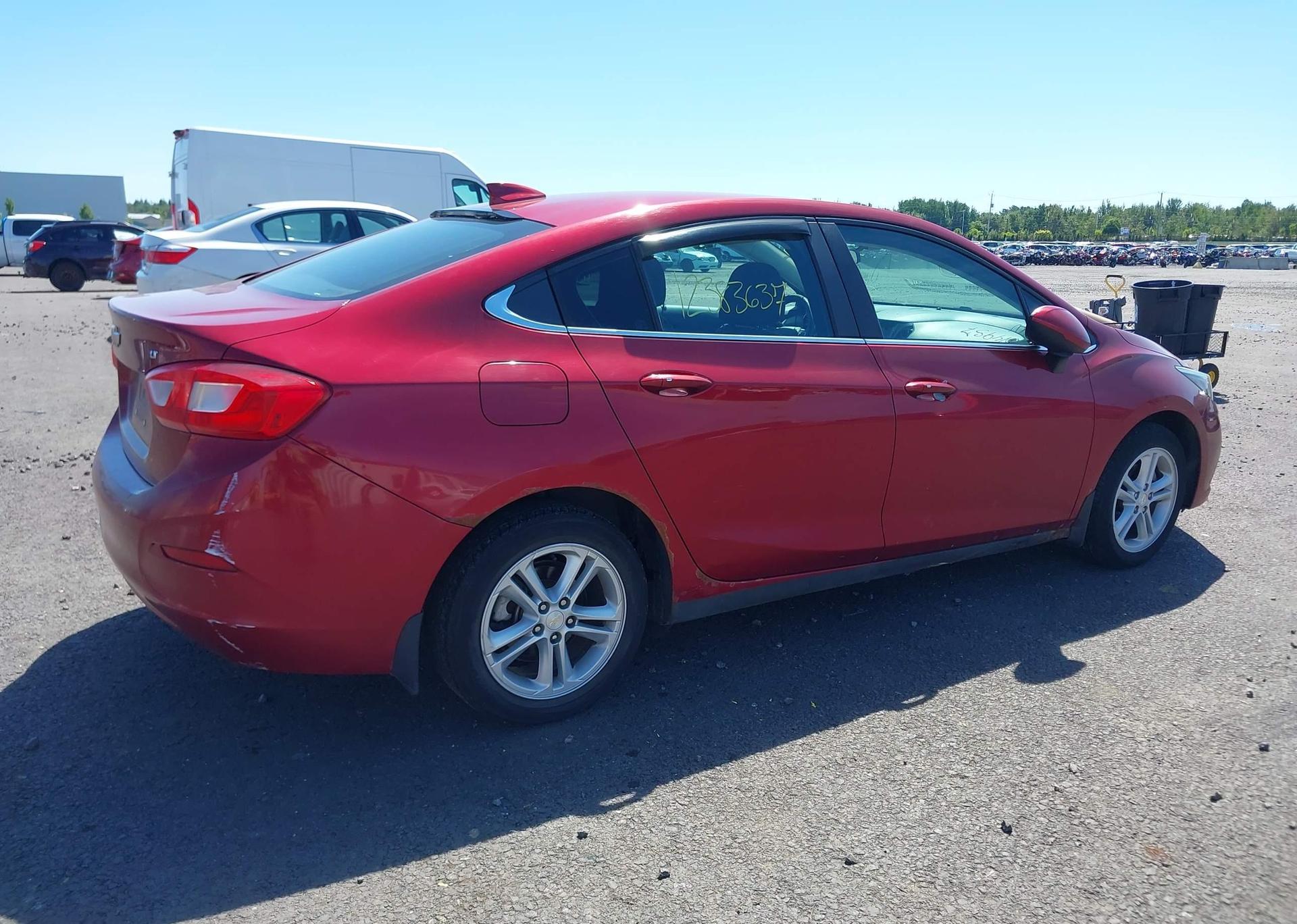 2017 CHEVROLET CRUZE LT