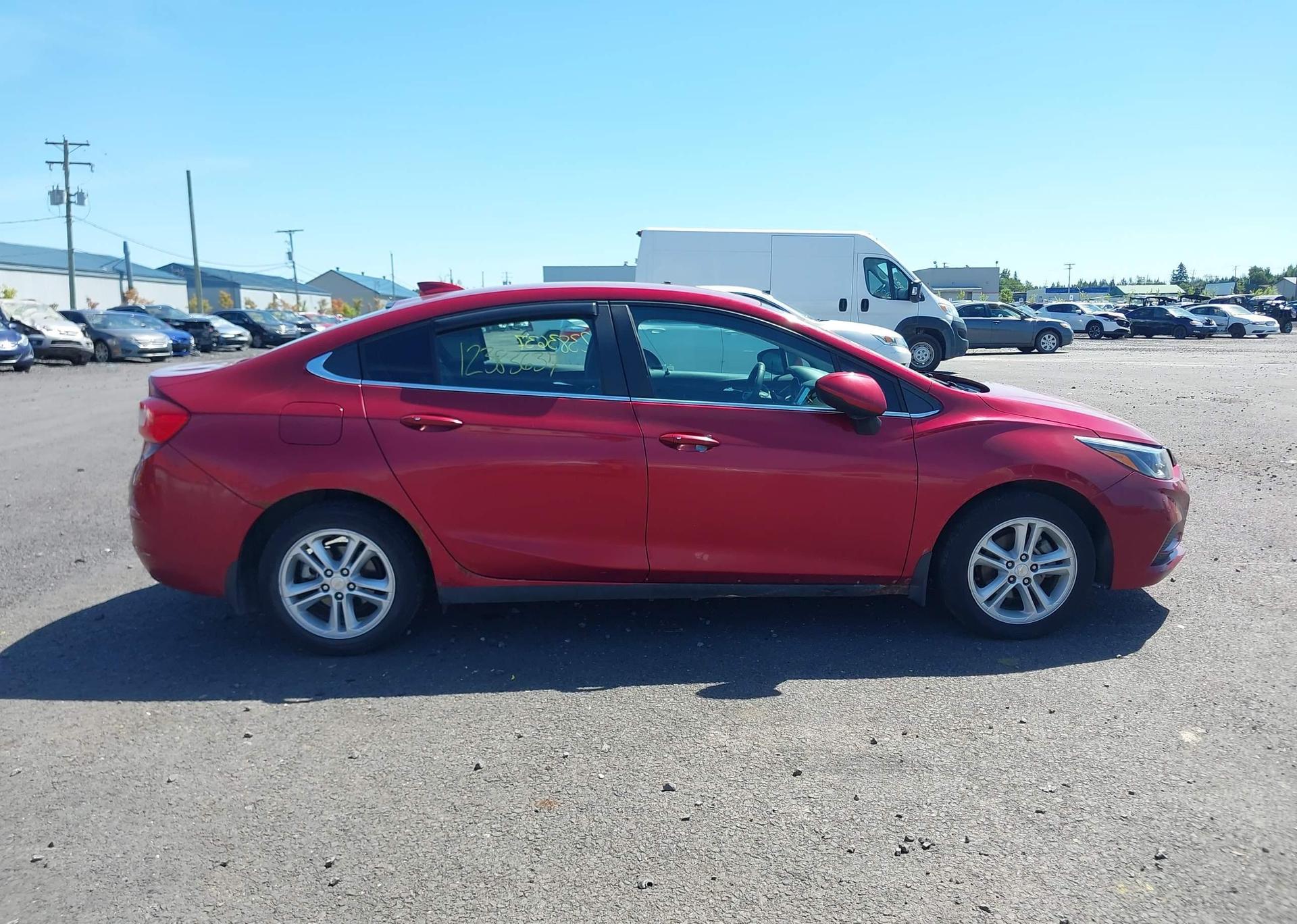 2017 CHEVROLET CRUZE LT