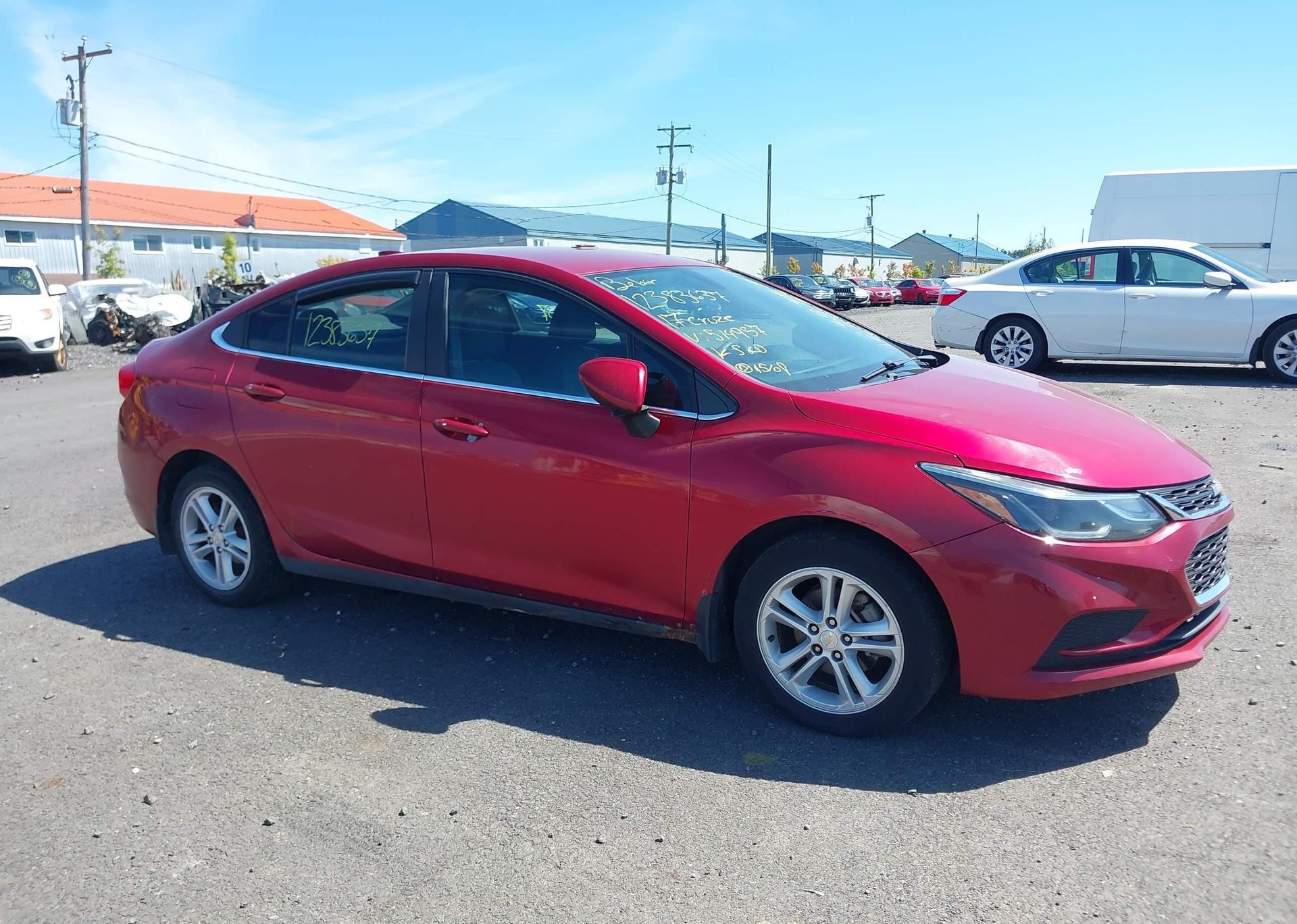 2017 CHEVROLET CRUZE LT