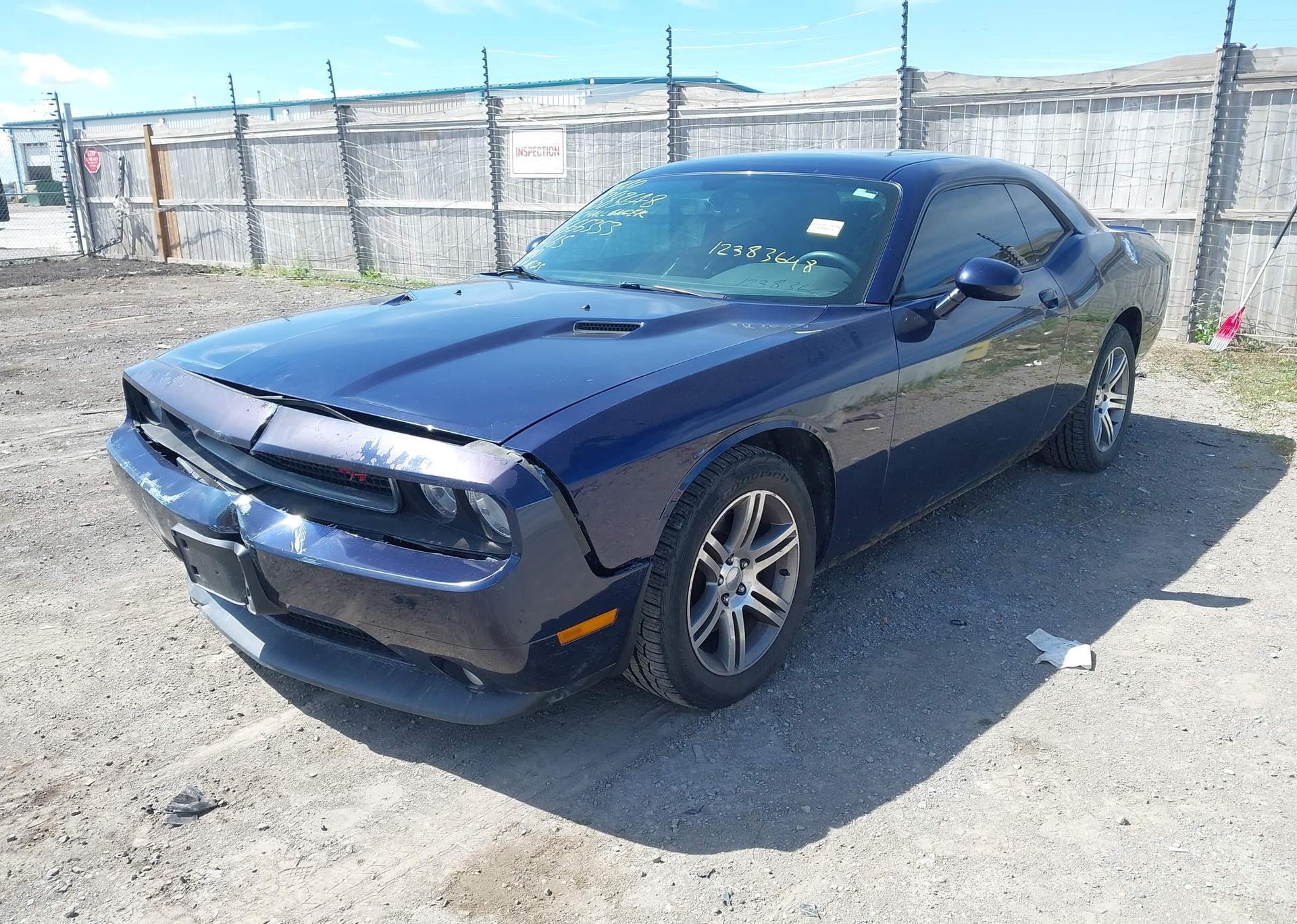 2013 DODGE CHALLENGER SXT