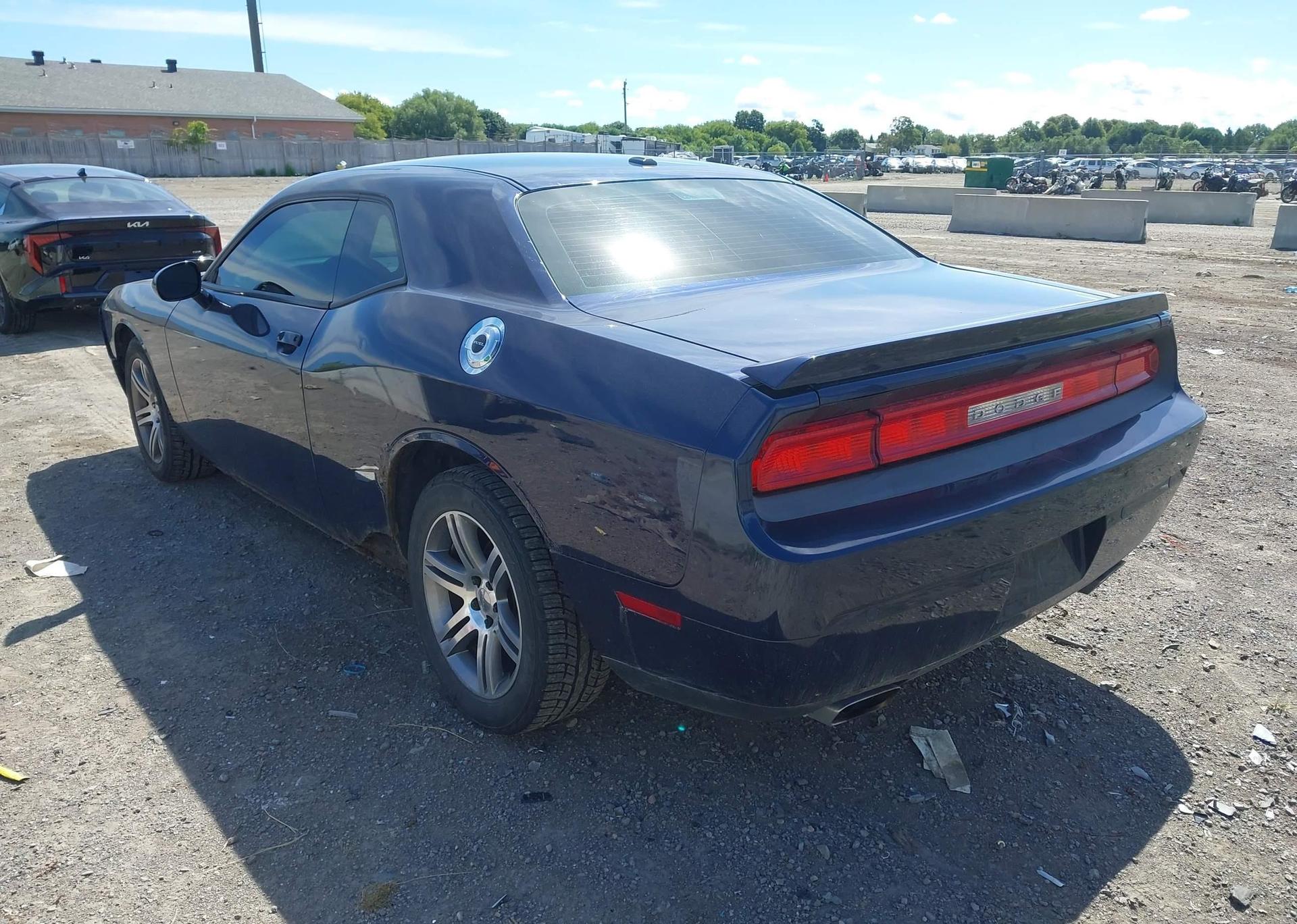 2013 DODGE CHALLENGER SXT