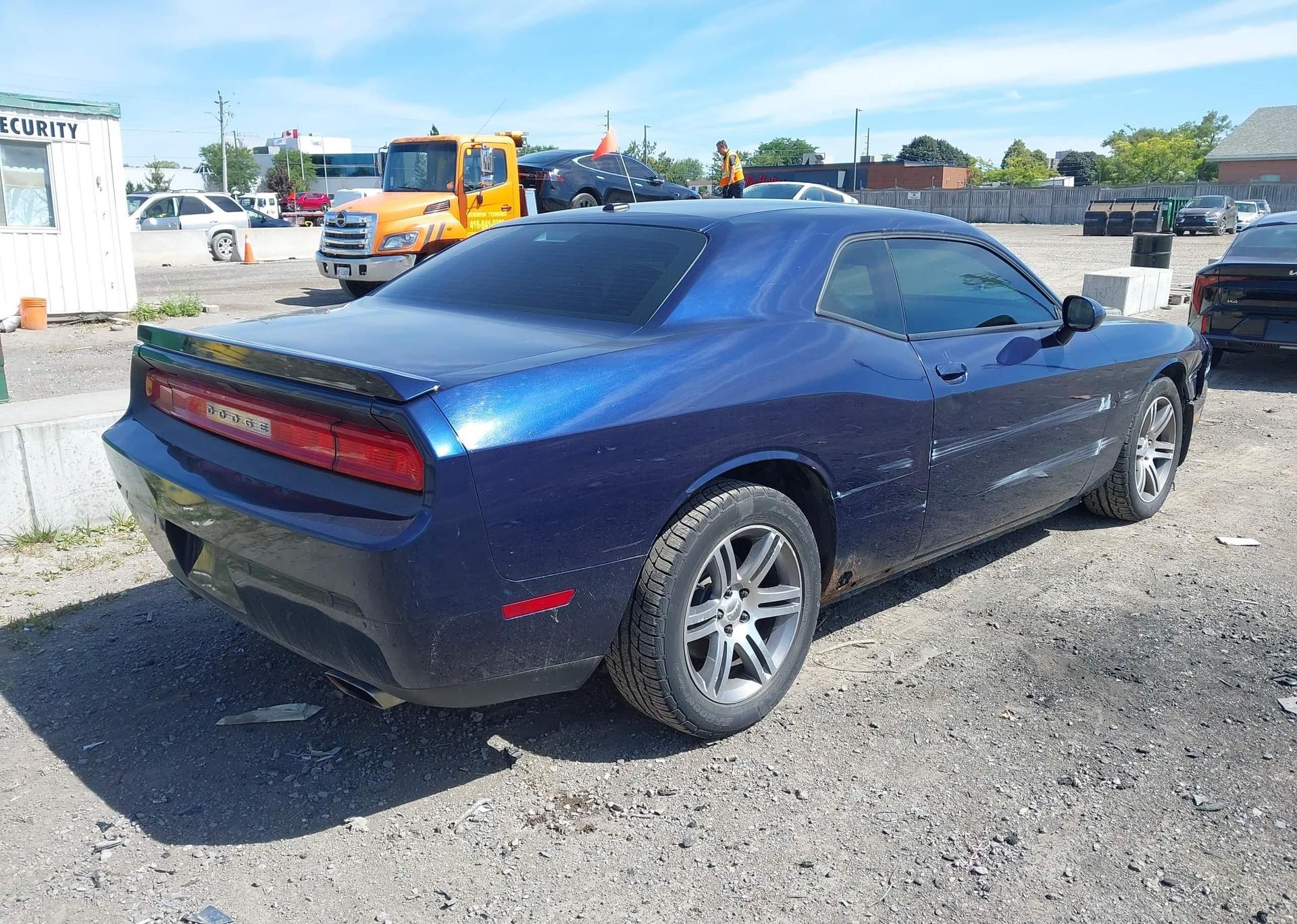 2013 DODGE CHALLENGER SXT
