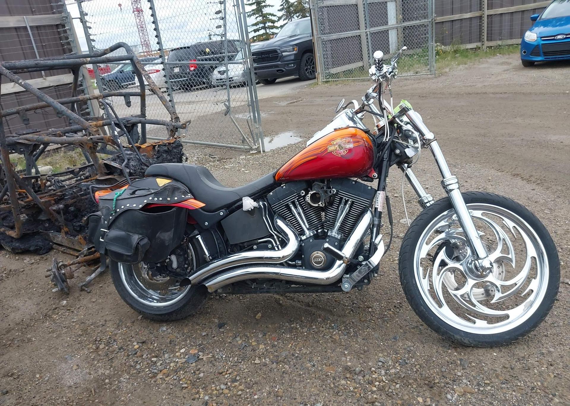 2007 HARLEY-DAVIDSON FXSTB