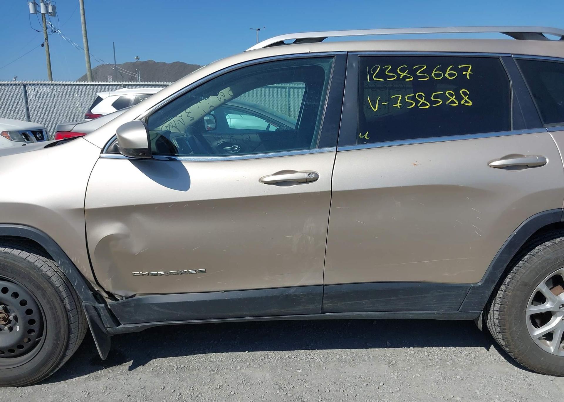 2015 JEEP CHEROKEE LATITUDE