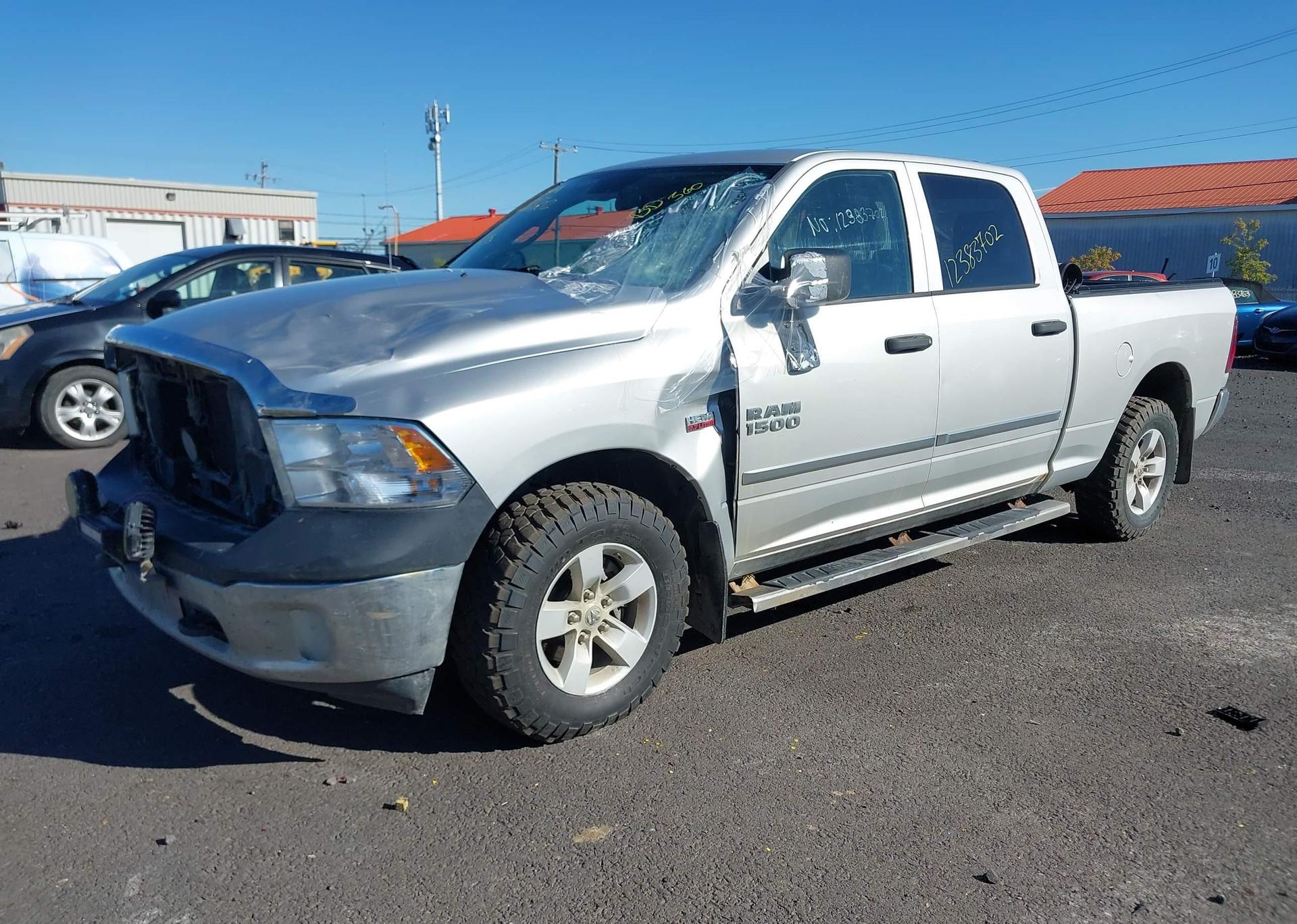 2014 RAM 1500 ST