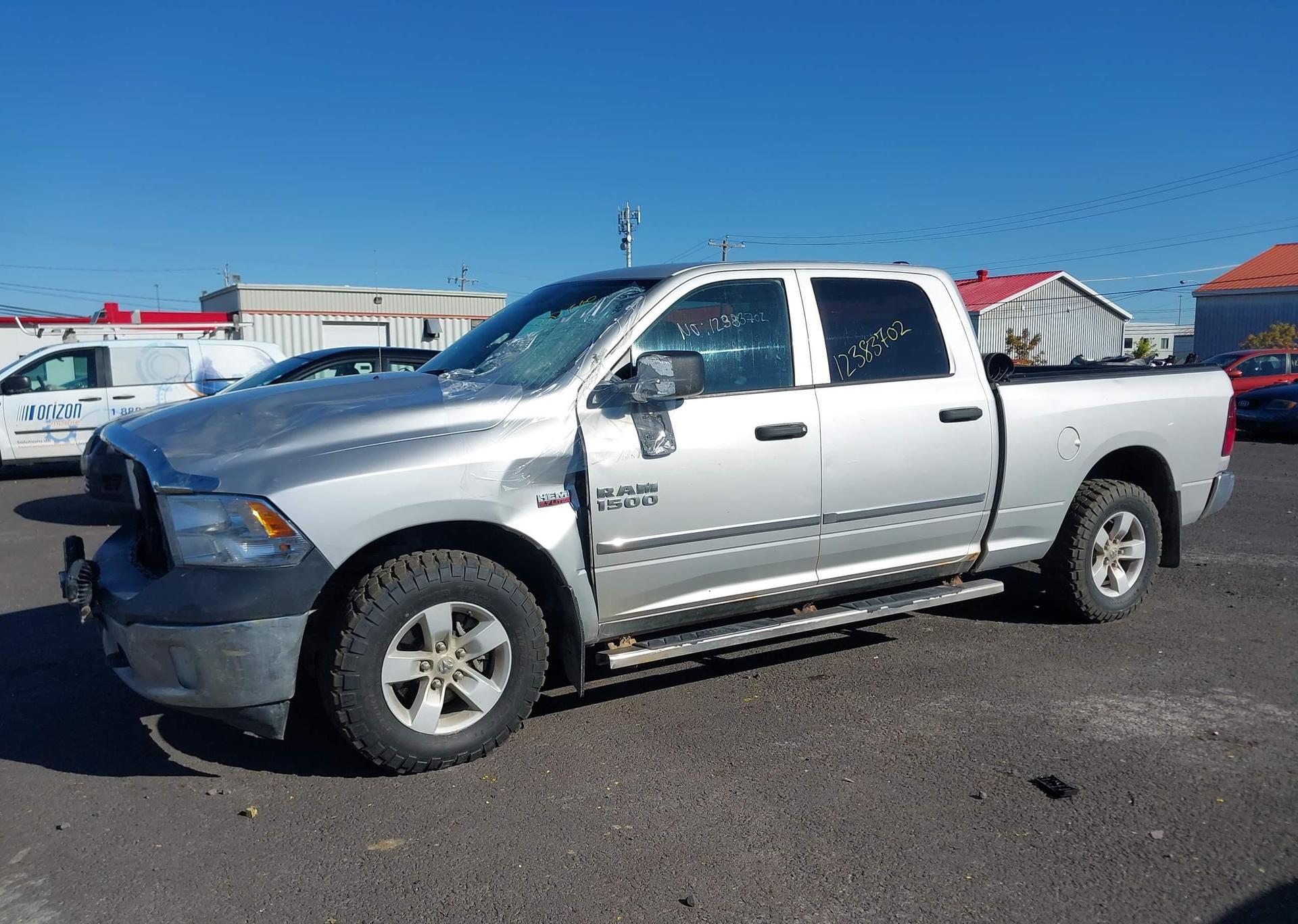 2014 RAM 1500 ST