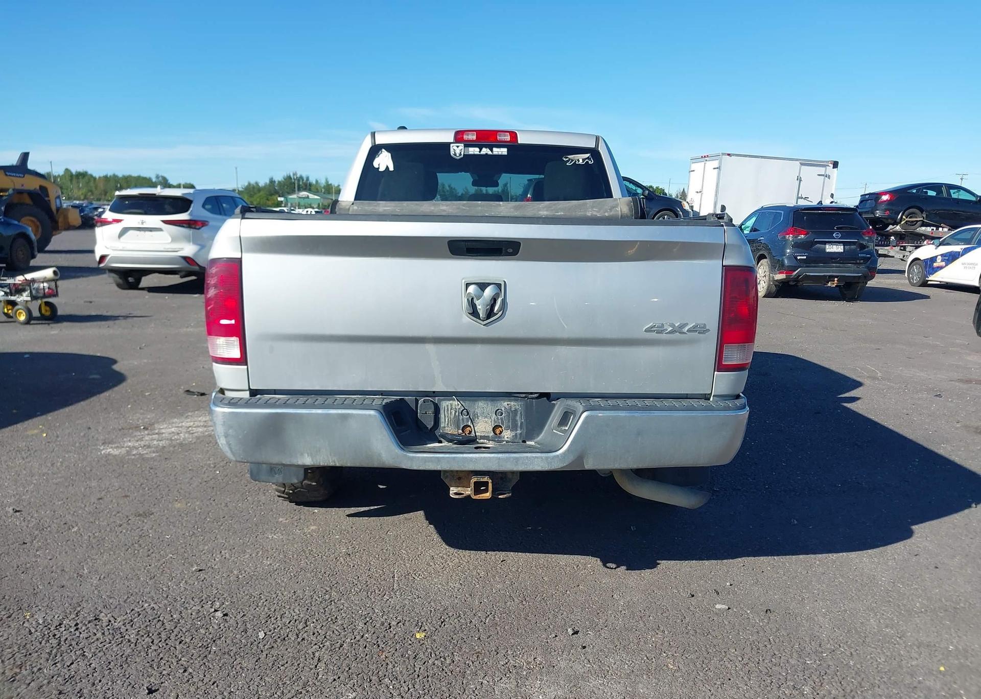 2014 RAM 1500 ST