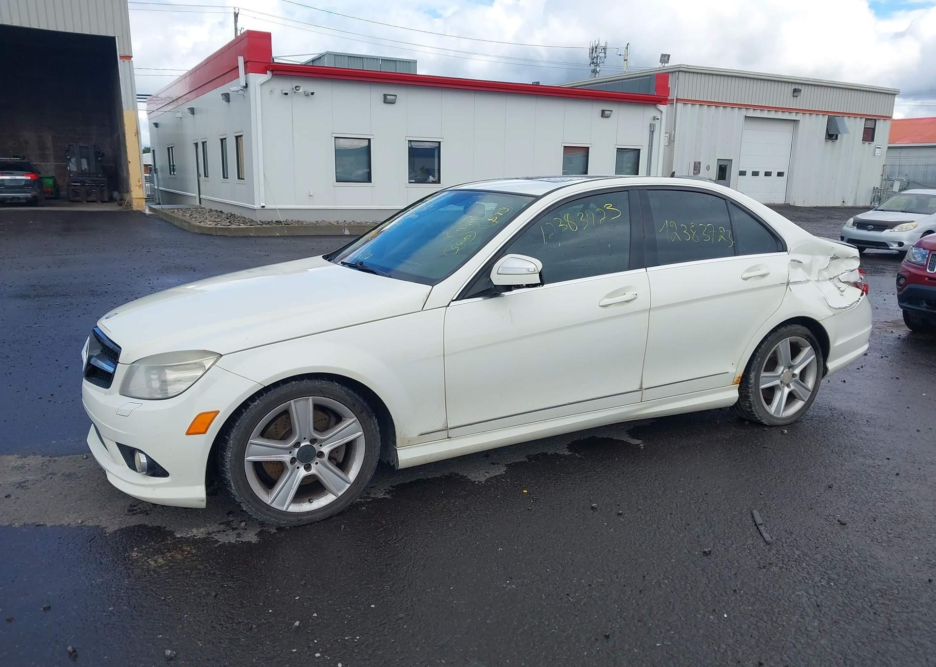 2009 MERCEDES-BENZ C 300