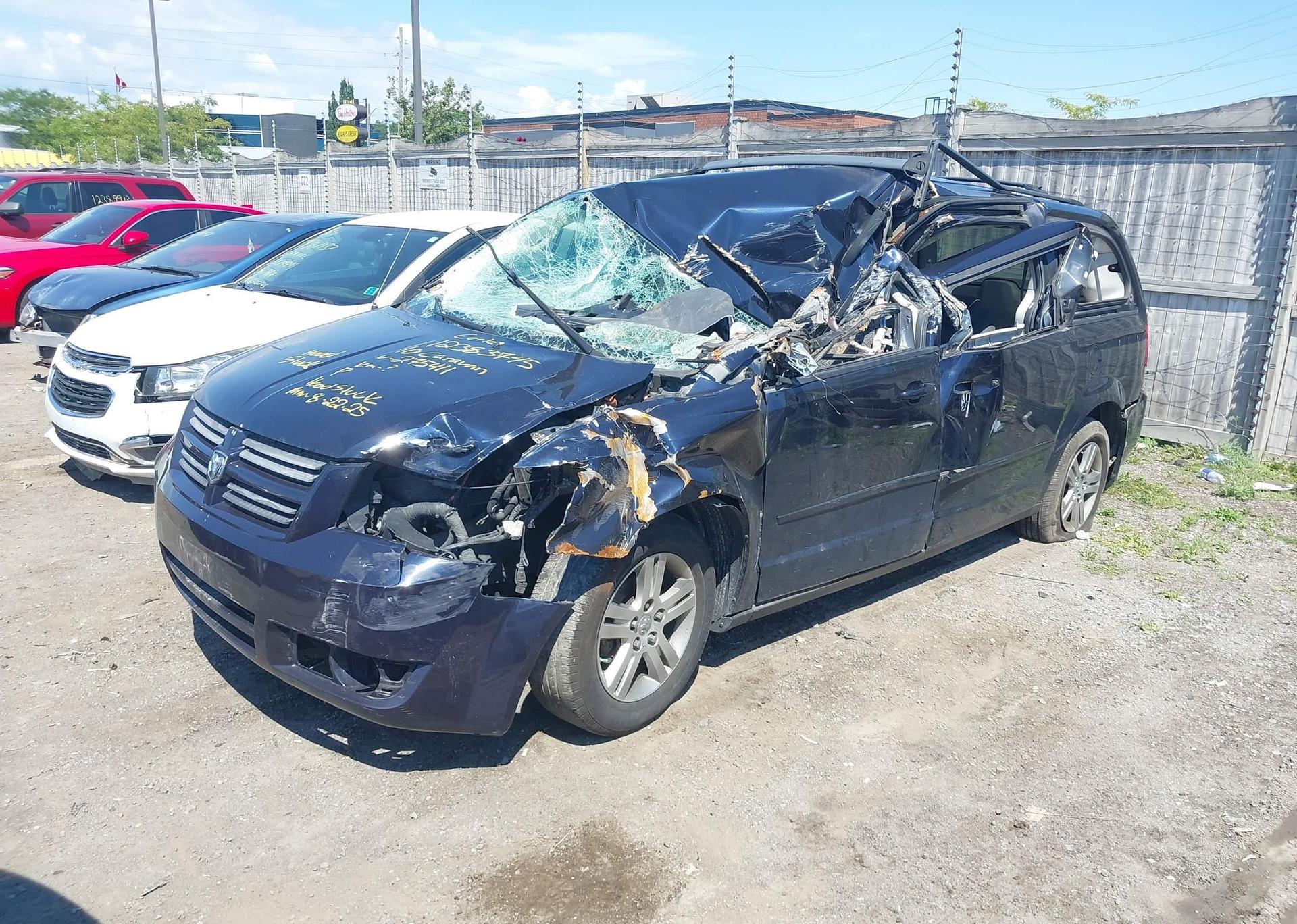 2010 DODGE GRAND CARAVAN SE
